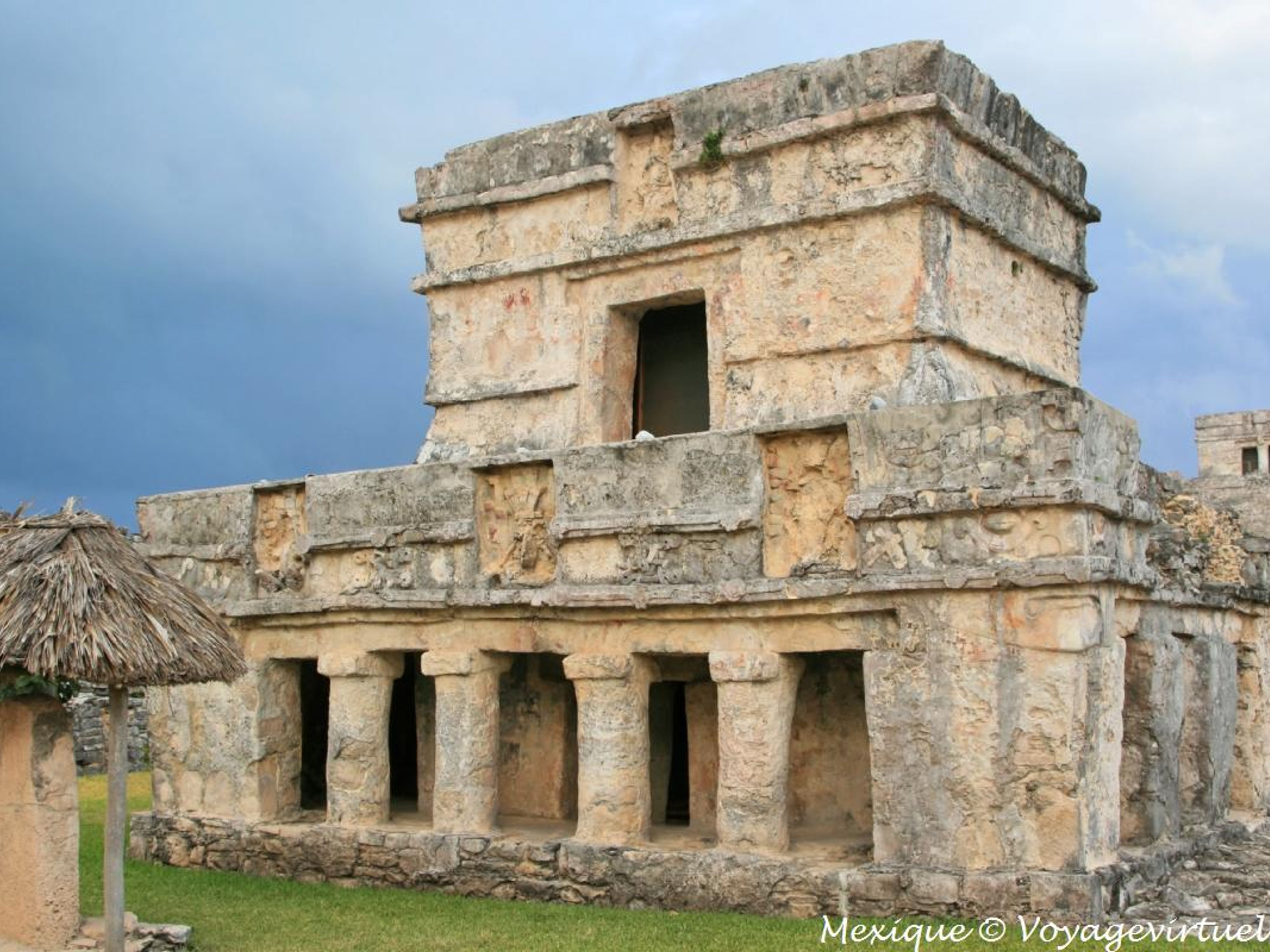 Excursão "Tulum + Swim Adventure Plus". "Temple of the Frescos" in Tulum Archaeological Zone. Tulum, Mexico.