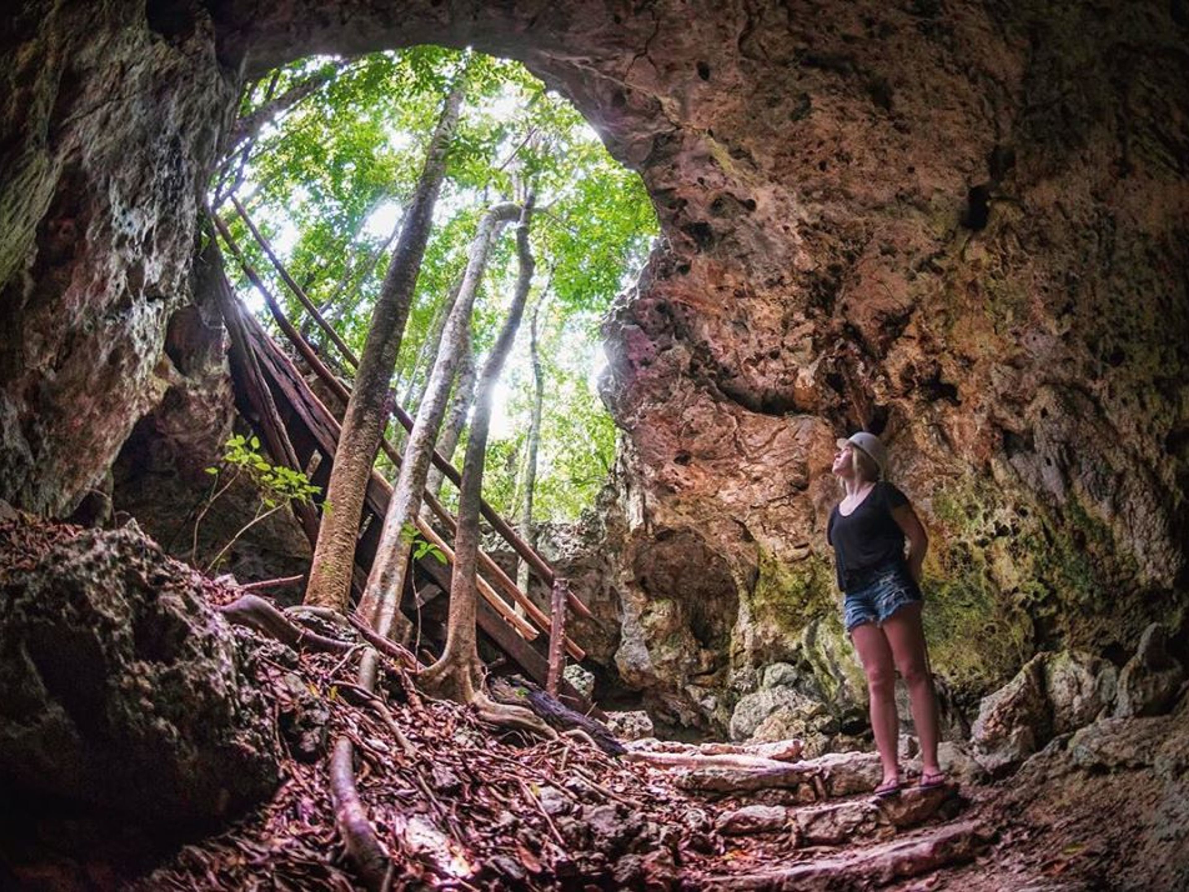 Тур "Тулум + Сенотес Плюс". Cavern at Aktun Chen Park. Tulum, Mexico.