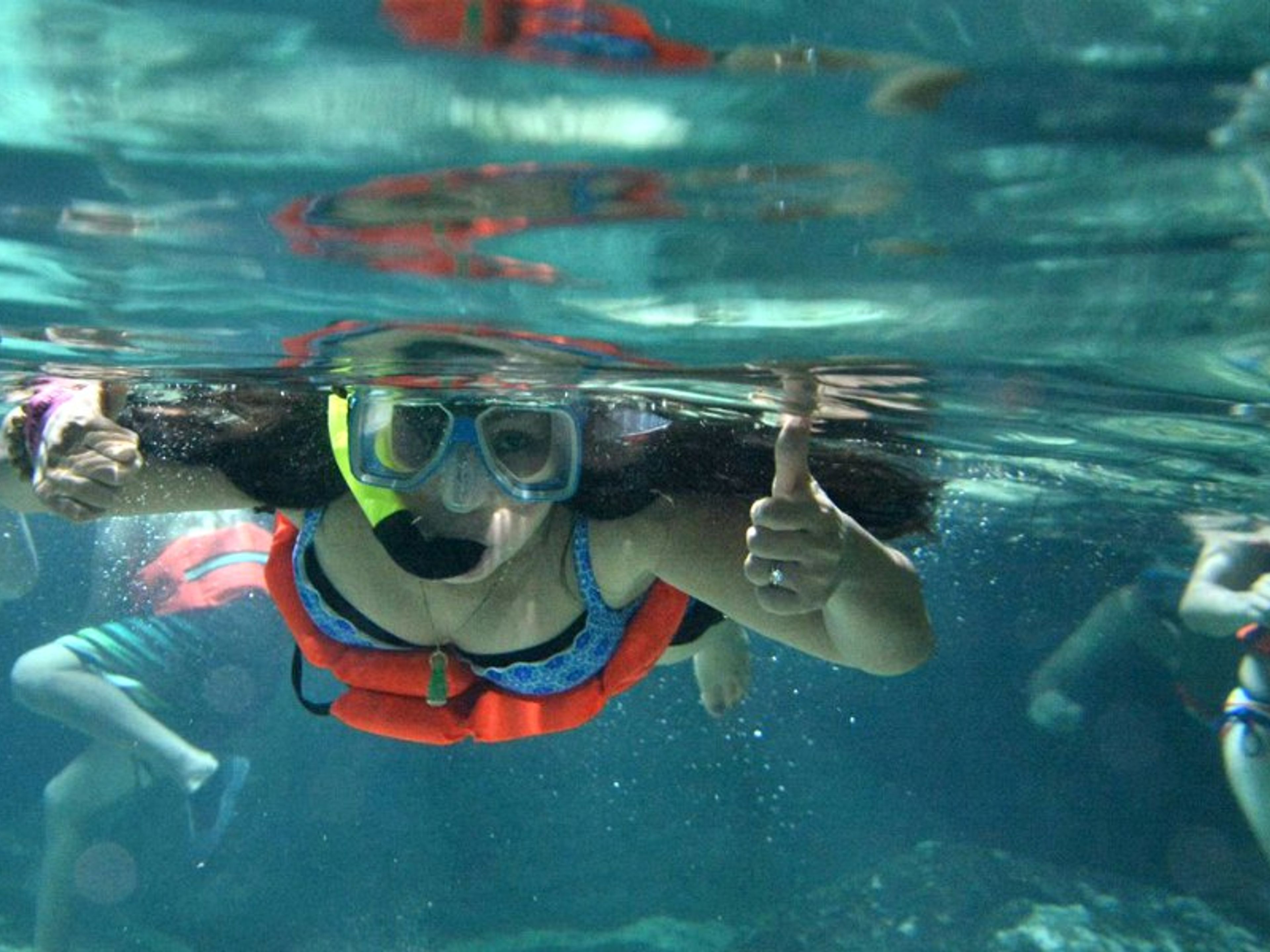 Тур "Тулум + Сенотес Плюс". Snorkeling in  Cenote Aktun Chen, in Tulum, Mexico.