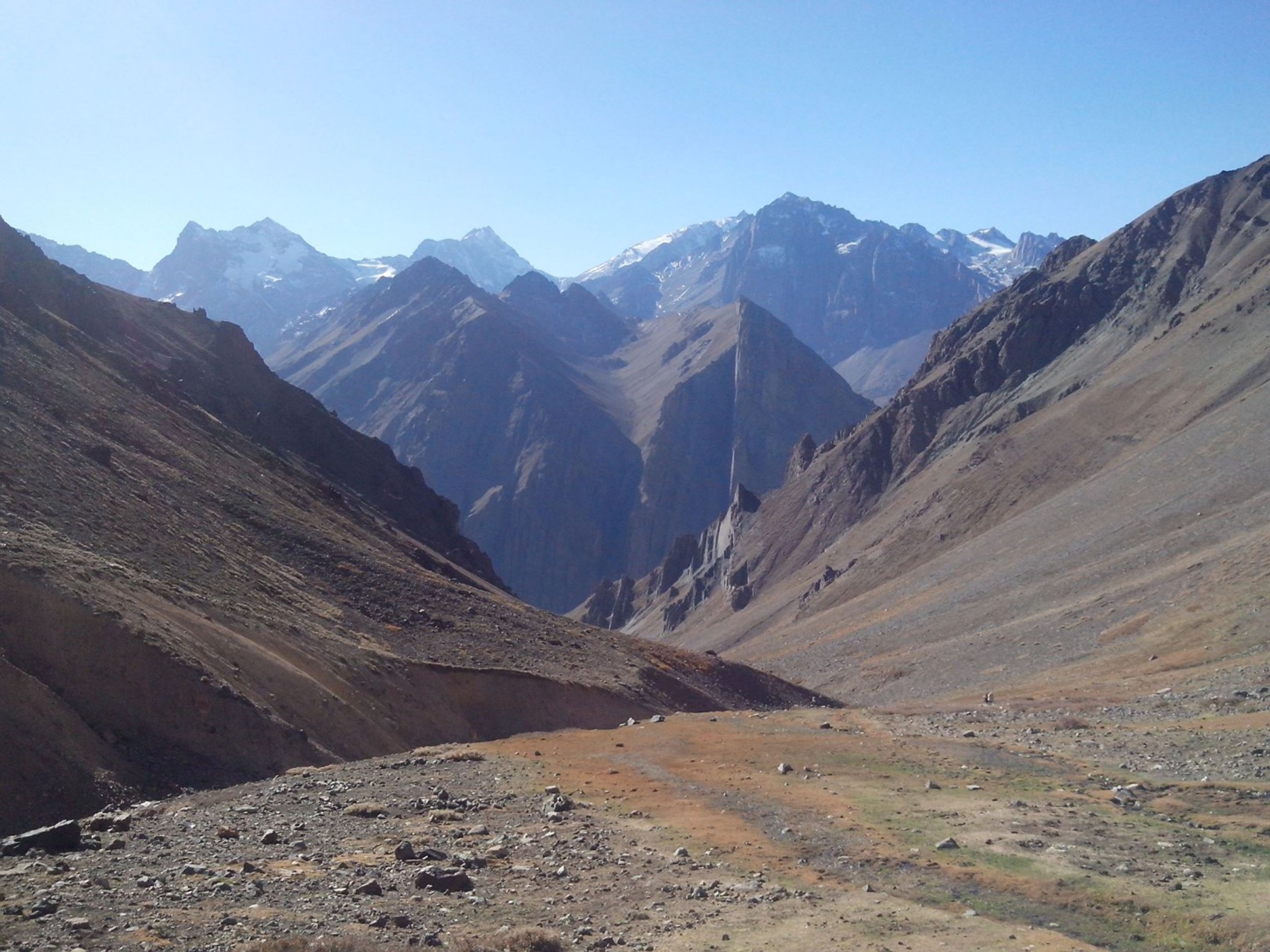 Tур "ПОСЕЩЕНИЕ ПАНОРАМНОЙ ОБЗОРНОЙ ПЛОЩАДКИ ВУЛКАНА САН ХОСЕ". “VISIT TO THE PANORAMIC VIEWPOINT OF SAN JOSÉ VOLCANO” Tour, Cajón del Maipo, Chile.