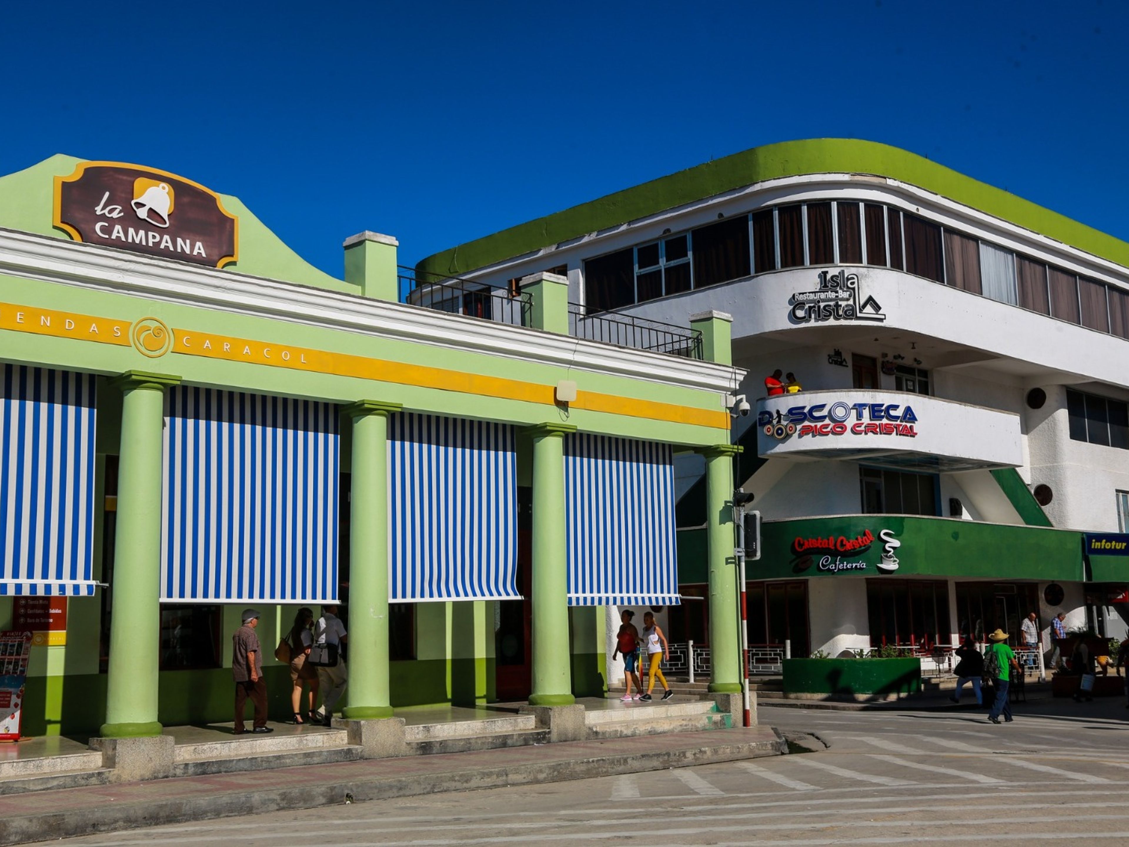 “CONECTANDO CUBA: HAVANA / CIEGO DE ÁVILA / CAMAGÜEY /  LAS TUNAS / HOLGUÍN / SANTIAGO DE CUBA“ (CC6 - A) Collective Transfer Services. Holguín city panoramic view, Holguín, Cuba.