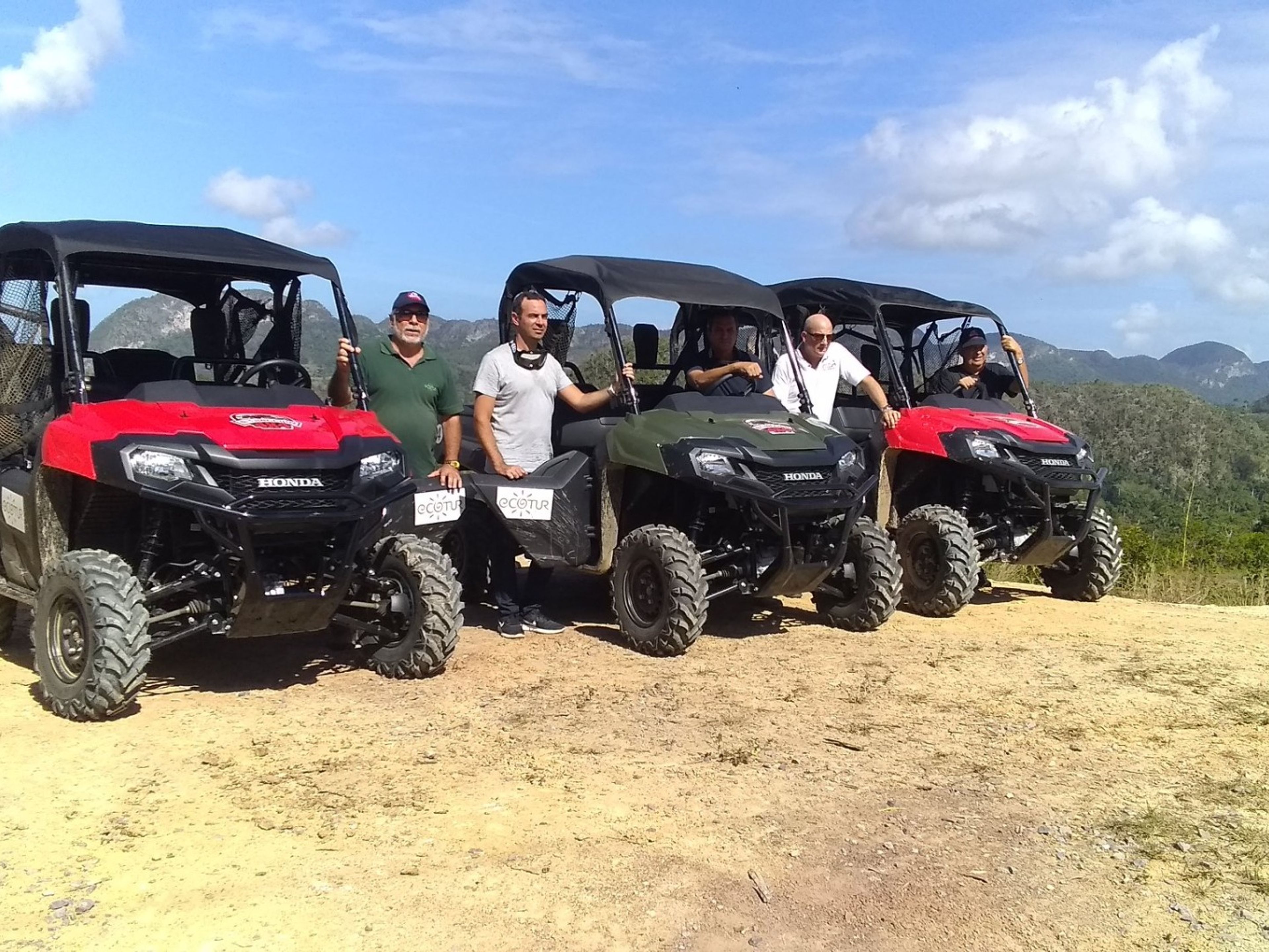Tour “GIRO IN BUGGINE NELLA VALLE DI VIÑALES”