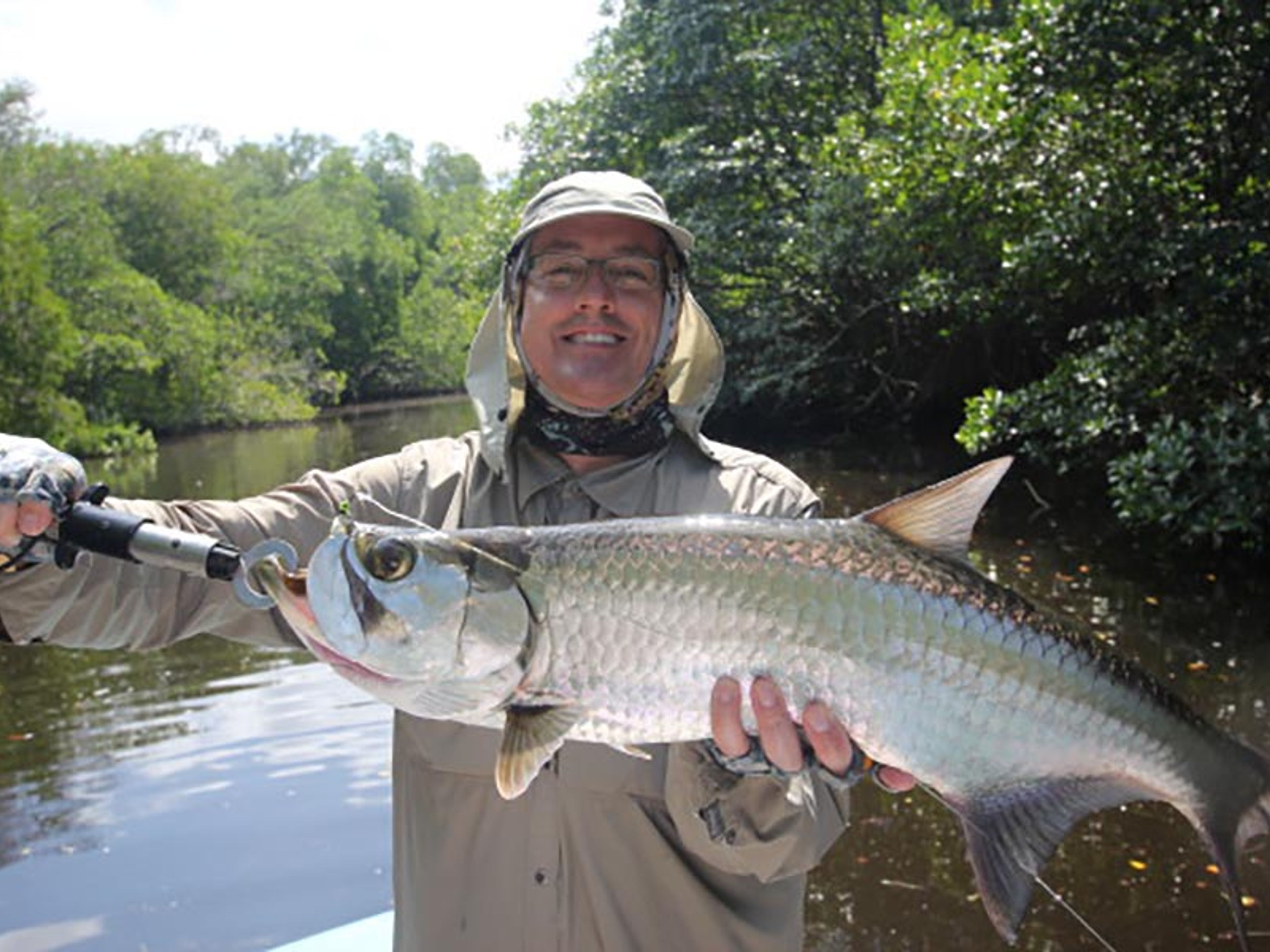 "FLIEGENFISCHEN IM HATIGUANICO FLUSS, HALBINSEL ZAPATA" Tour. Sábalos (Tarpons), “Fly fishing in Hatiguanico River, Zapata Peninsula” Tour