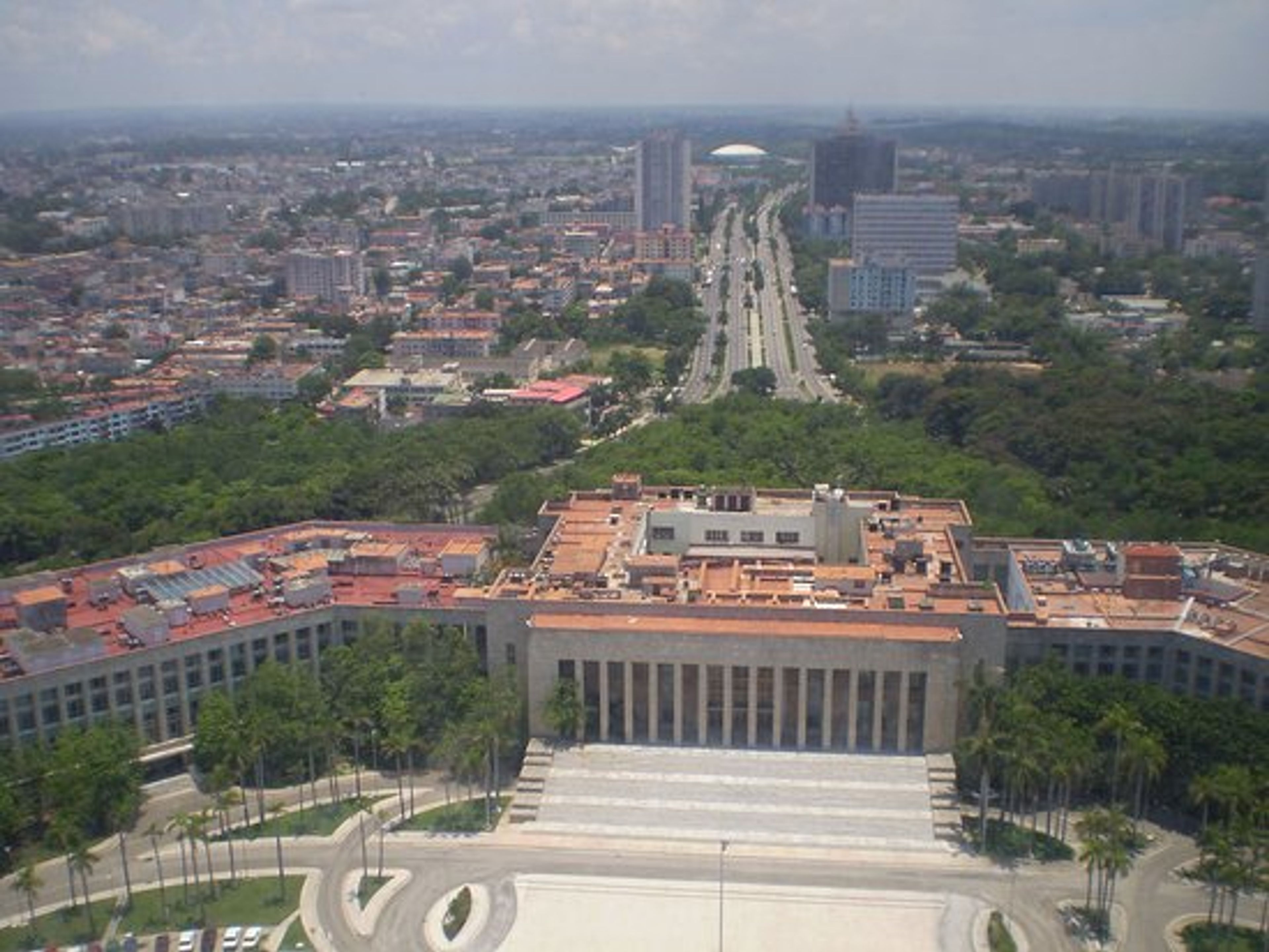 "HAVANNA VON OBEN" Tour. Viewpoint of the Plaza de la Revolución, Tour "Havana from above"