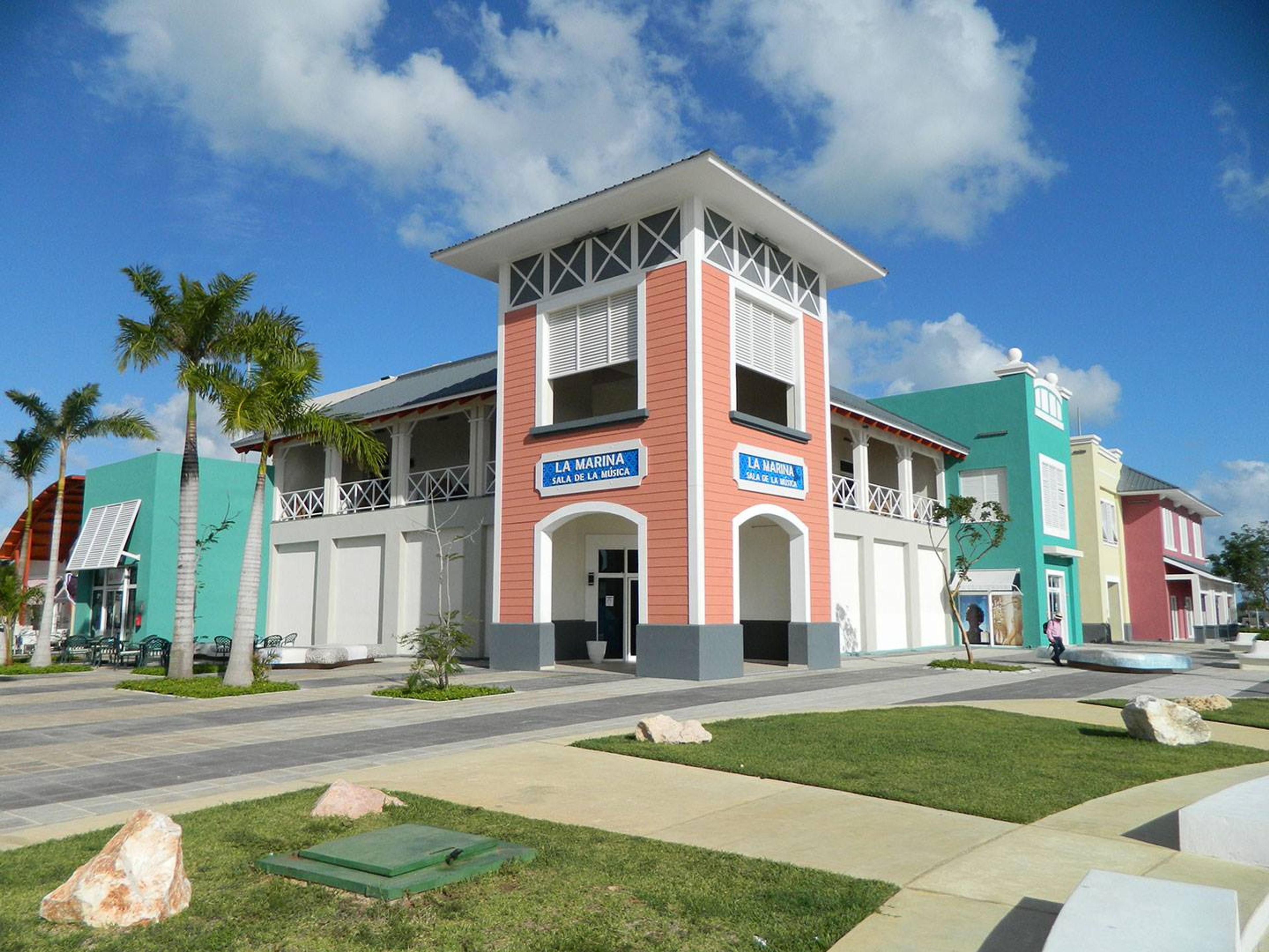 "Mini Tour Varadero". Las Morlas Square, Varadero