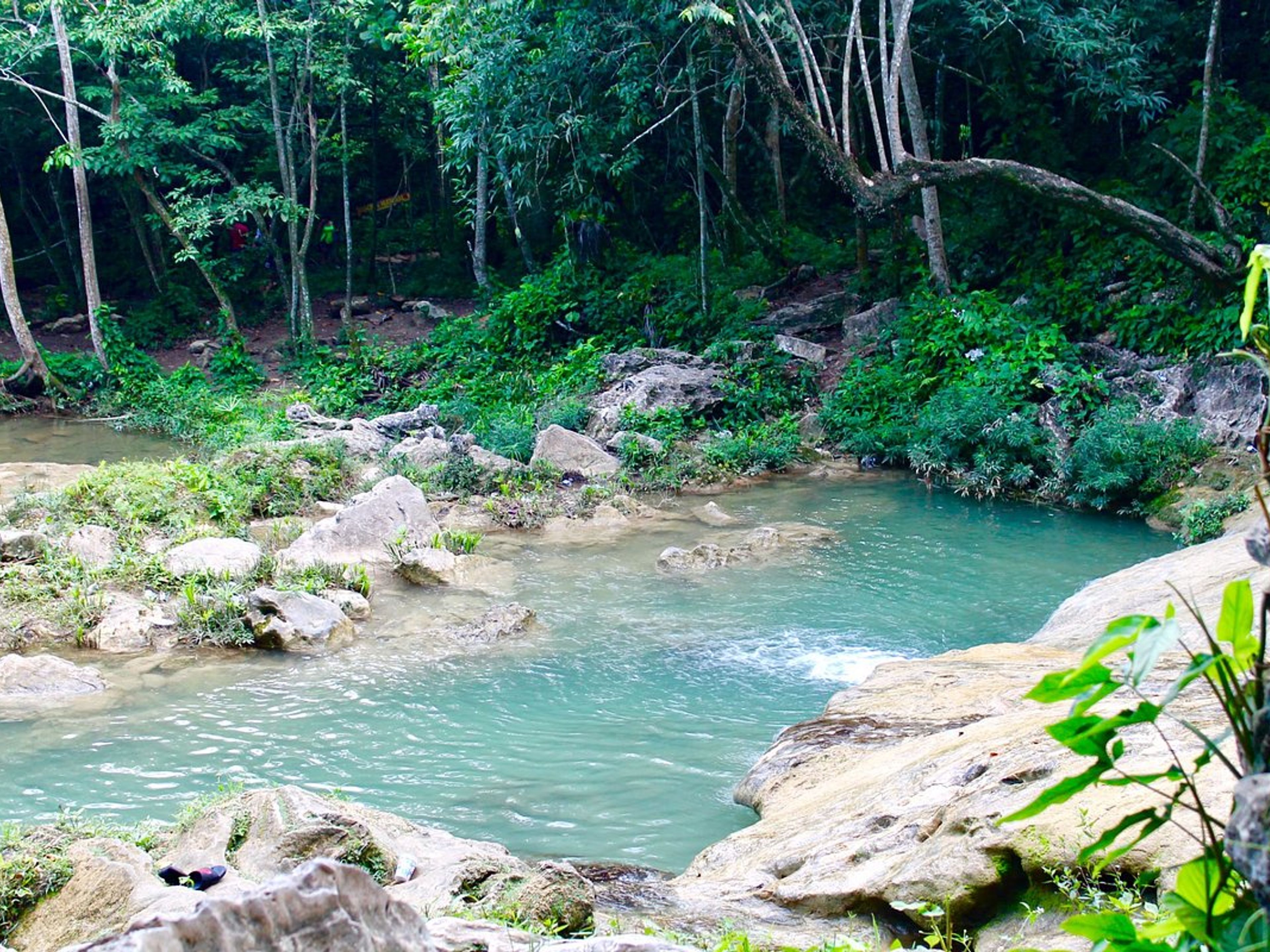 “TRANSFER NACH VIÑALES (EINFACHE FAHRT) + 2 STUNDEN BESUCH IN SOROA“ Tour. Soroa Natural Park panoramic view, Artemisa, Cuba.