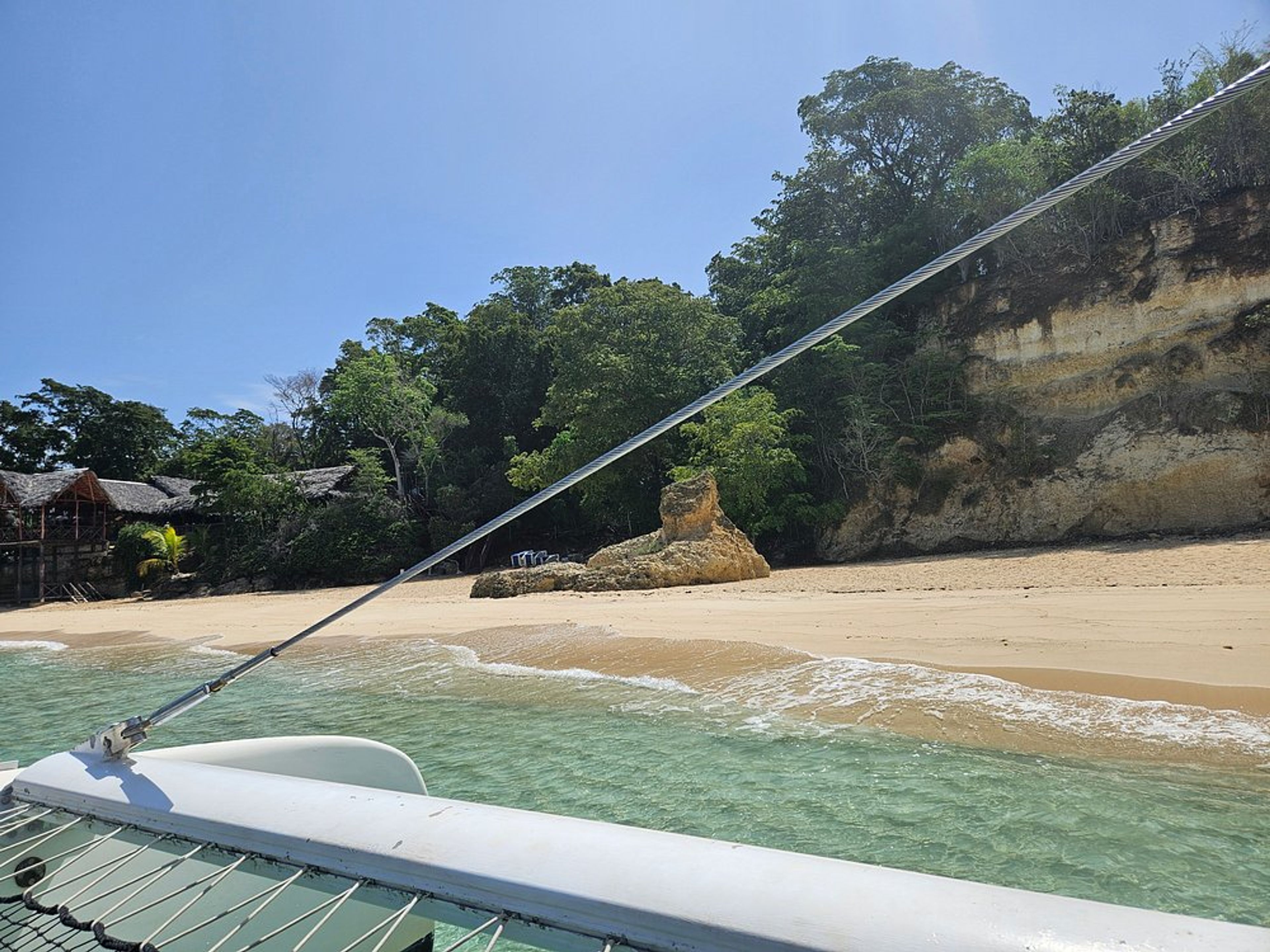 Тур "СПЕЦИАЛИЗИРОВАННОЕ ПЛАВАНИЕ С ДЕЛЬФИНАМИ НА КАЙО САЕТИЯ". “SPECIALIZED SWIM WITH DOLPHINS IN CAYO SAETÍA” Tour, Holguín, Cuba.