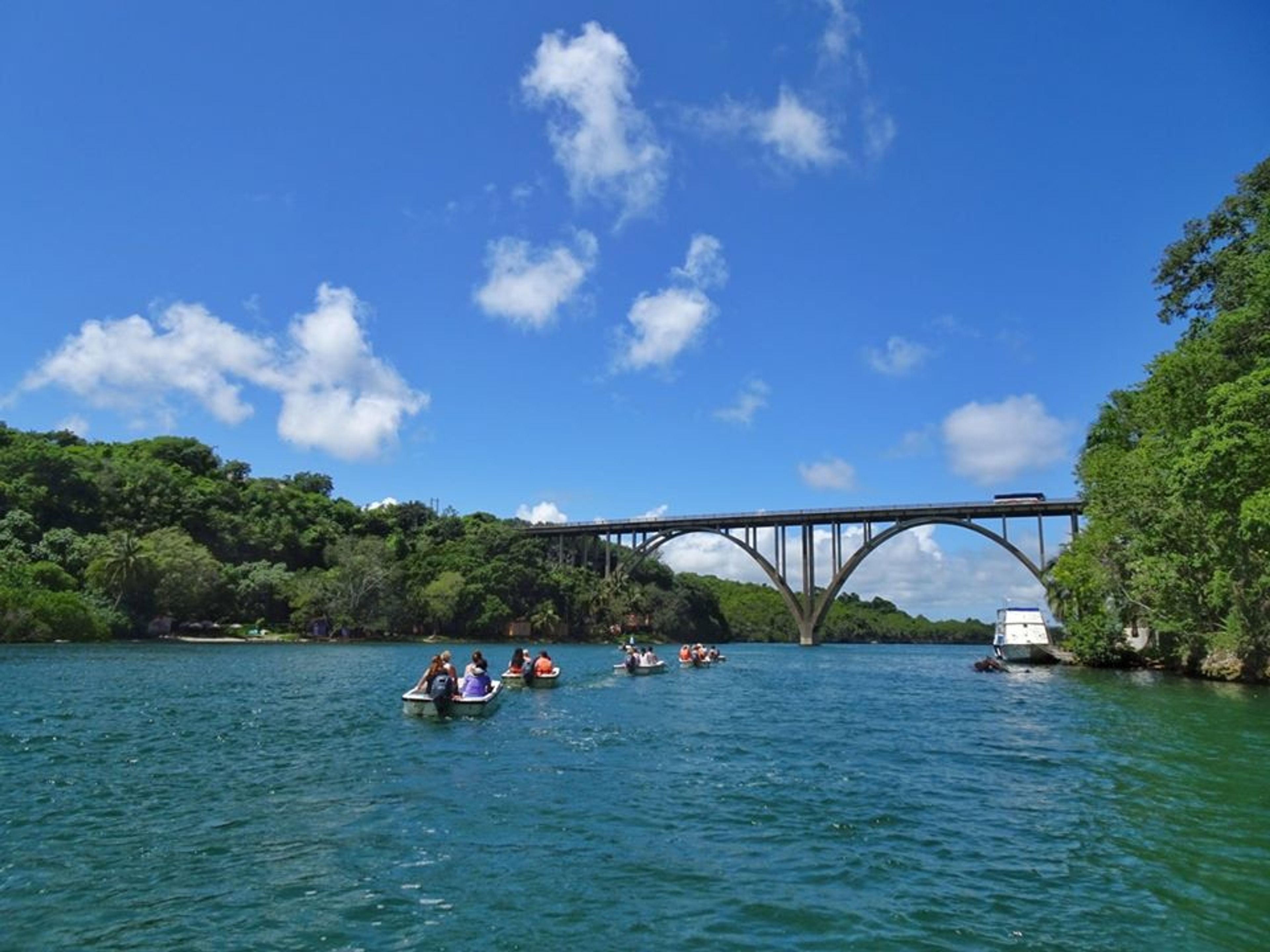 Jeep Safari "NATURE TOUR RÍO CANIMAR + NAVEGAÇÃO EM LANCHA NO RIO CANÍMAR". Canimar bridge panoramic view, Matanzas city, Matanzas, Cuba.