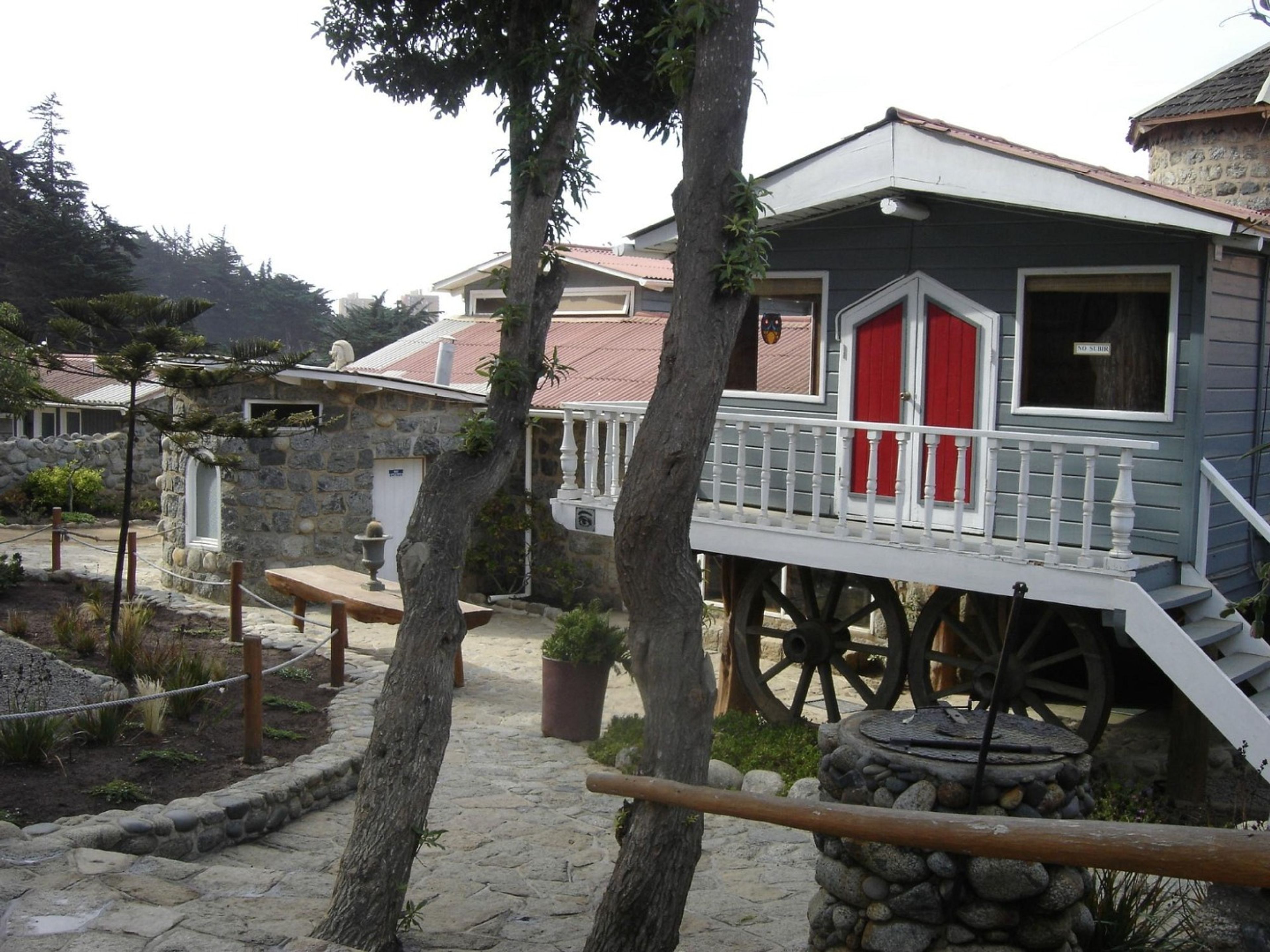 Tур "ИСЛА НЕГРА, РОДИНА ПАБЛО НЕРУДА". “ISLA NEGRA, HOME OF PABLO NERUDA” Tour, Chile.