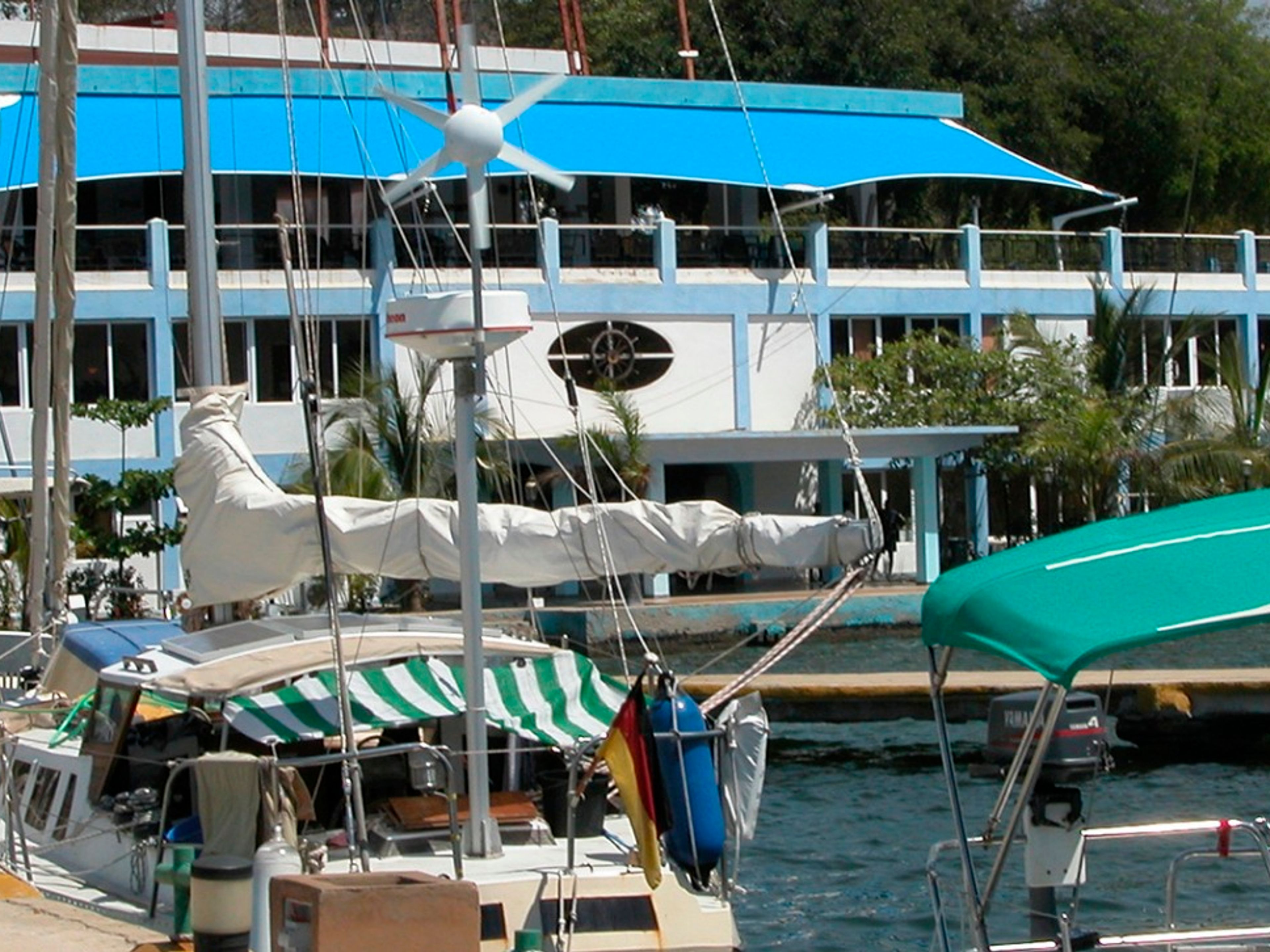 Excursión "PASEO EN BARCO EN LA BAHÍA DE SANTIAGO DE CUBA". Boat trip in the Bay of Santiago
