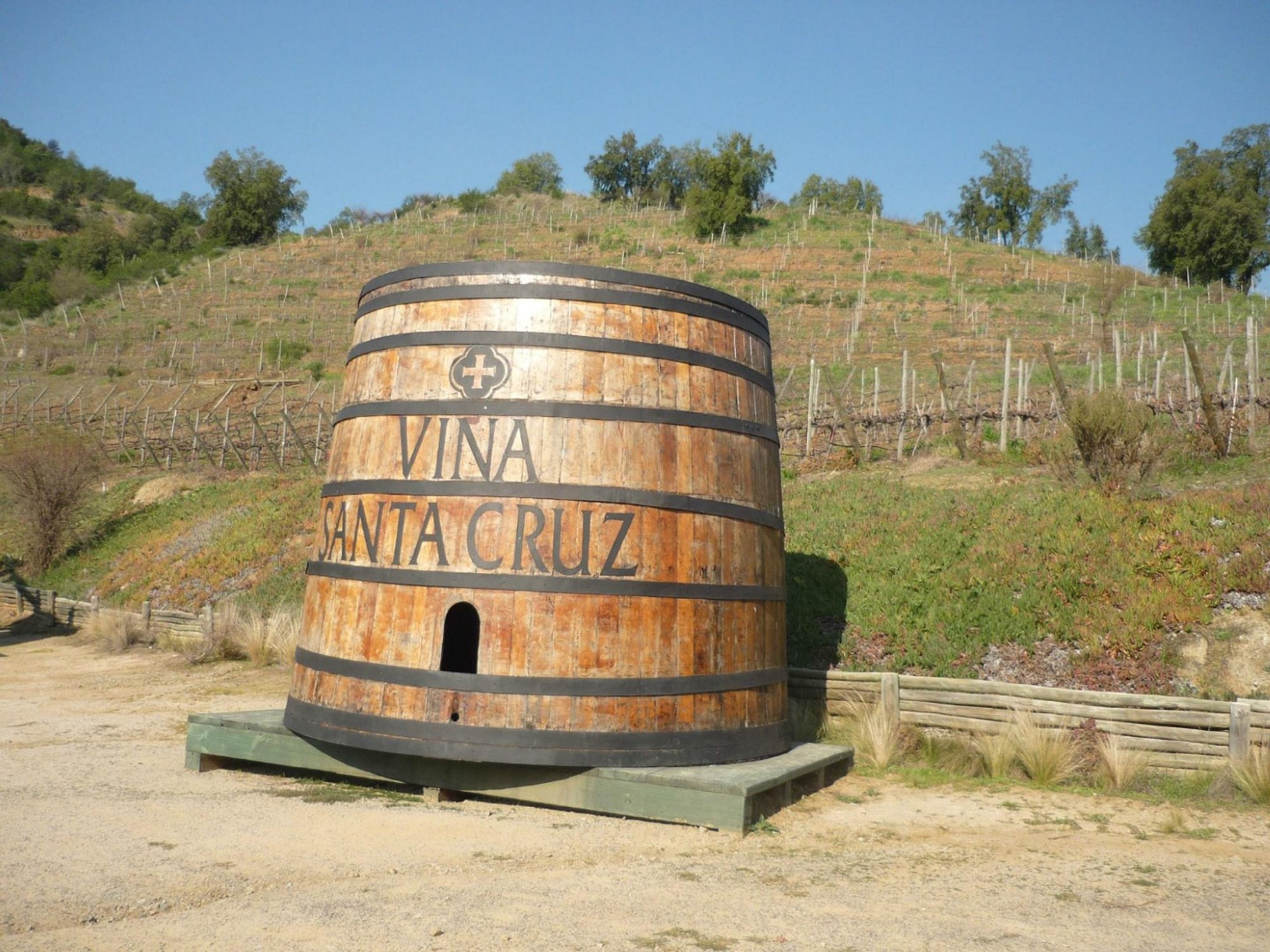 Tour "CANTINA SANTA CRUZ". “SANTA CRUZ WINERY” Tour, Colchagua Valley, Chile.