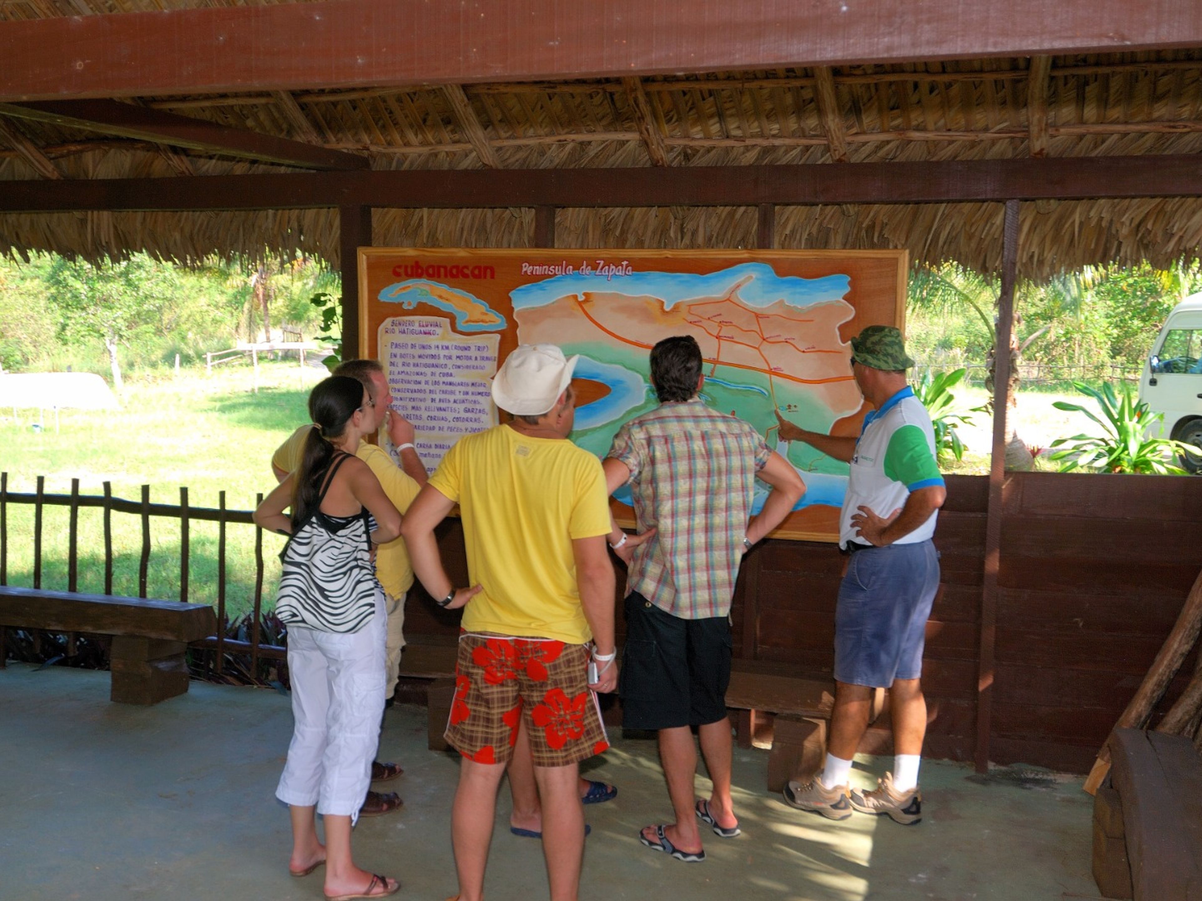 "BOOTSFAHRT AUF DEM HATIGUANICO - FLUSS" Tour. "Fluvial Walk by the Hatiguanico River", Zapata peninsula, Matanzas, Cuba.