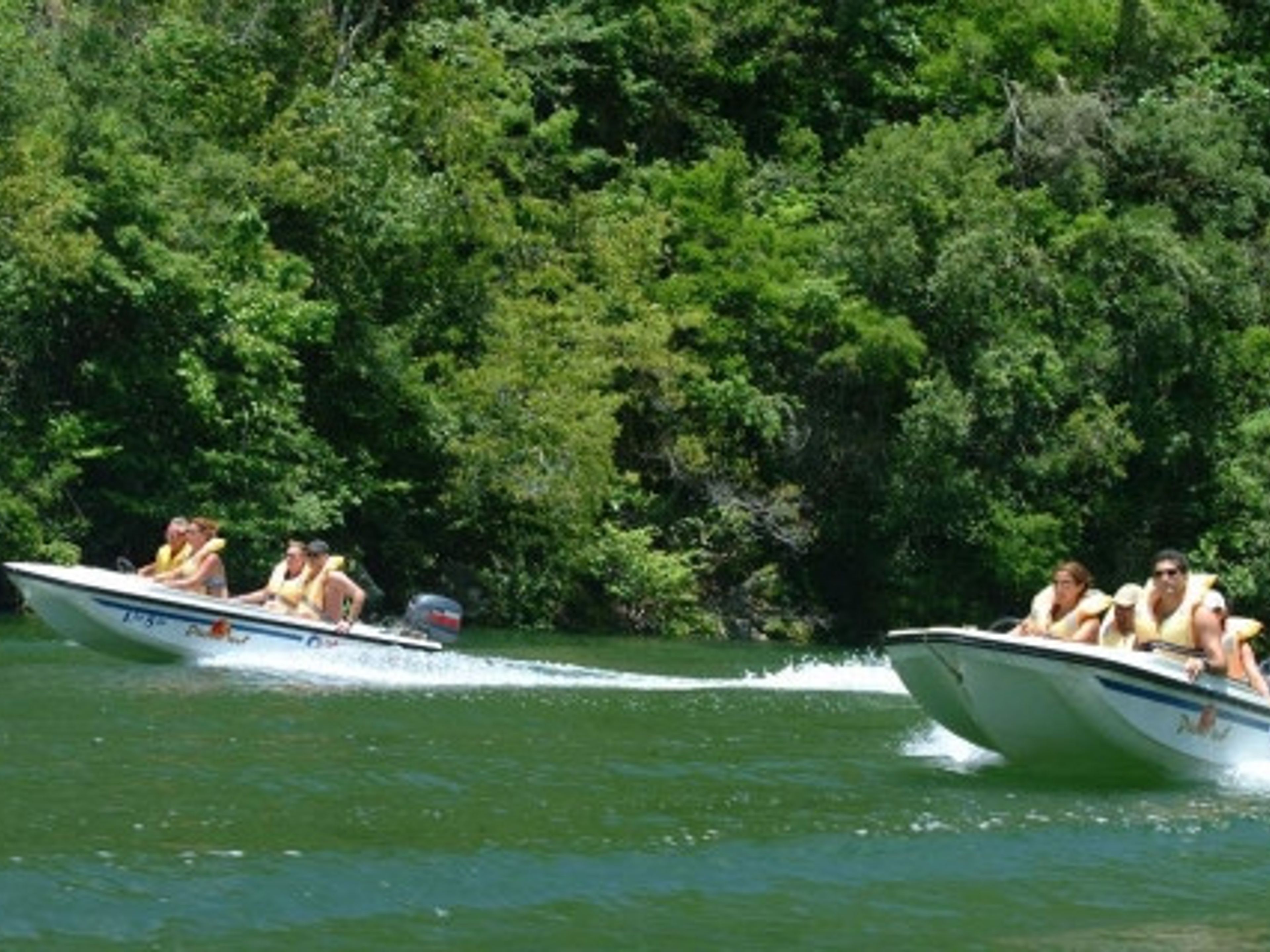 Jeep Safari “NATURE TOUR 4X4“. Speed boat ride through the waters of Canimar River, Matanzas, Cuba.