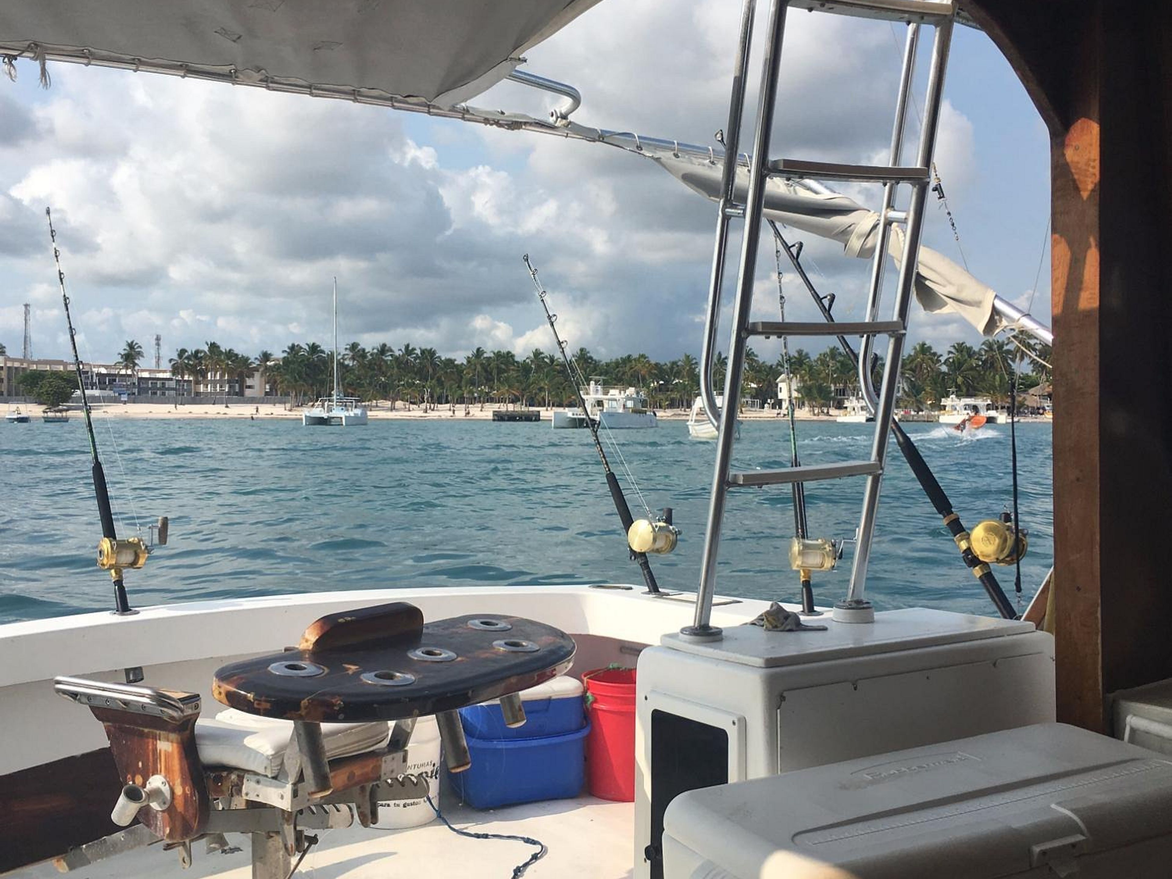Excursión “PESCA DE ALTURA EN PUNTA CANA”. DEEP SEA FISHING IN PUNTA CANA, Dominican Republic