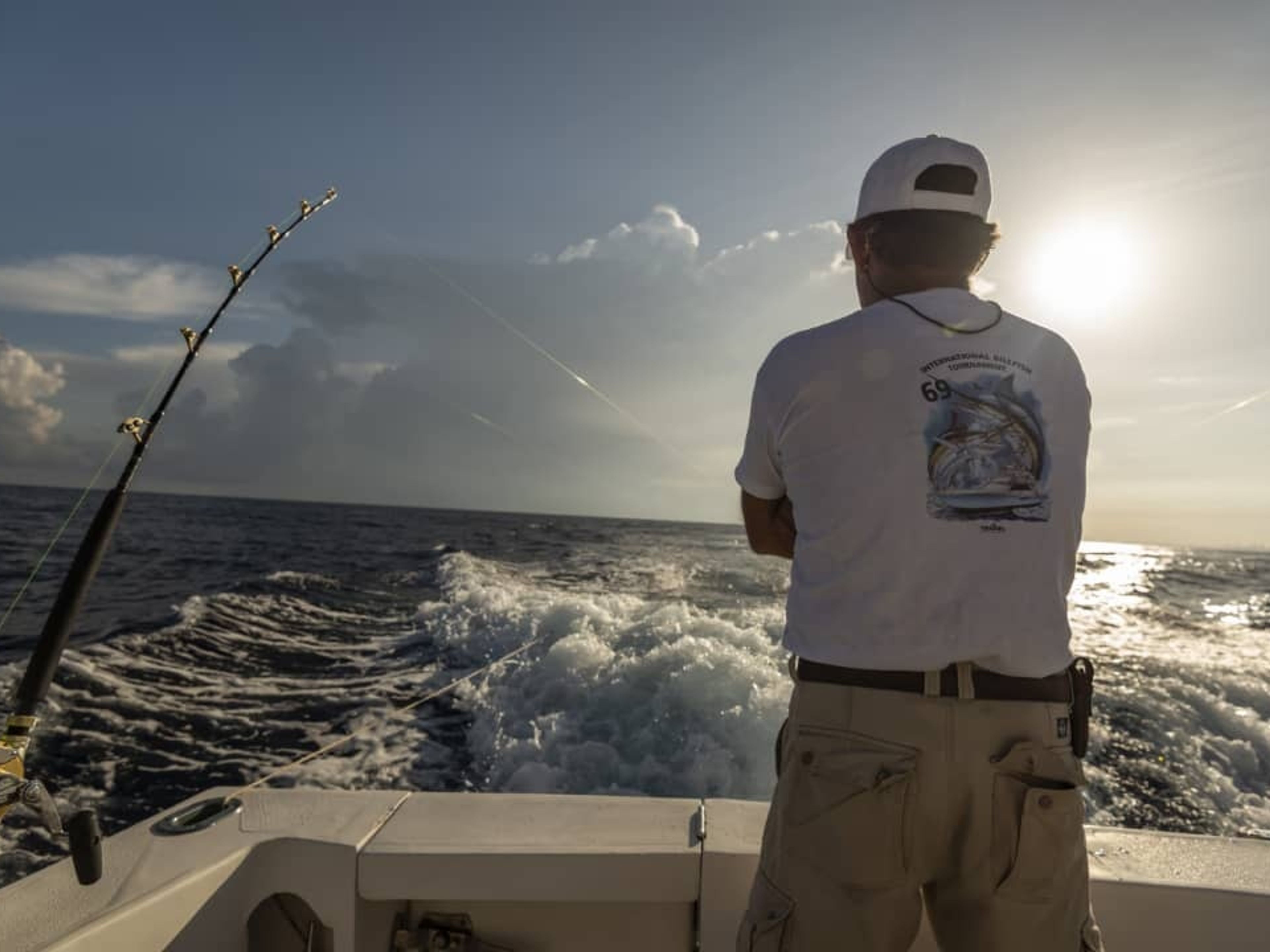 "EXKLUSIVE SPORTFISCHEREI" Tour (HALB TAG). “EXCLUSIVE SPORT FISHING” Tour (HALF DAY), Guardalavaca beach, Holguín, Cuba.