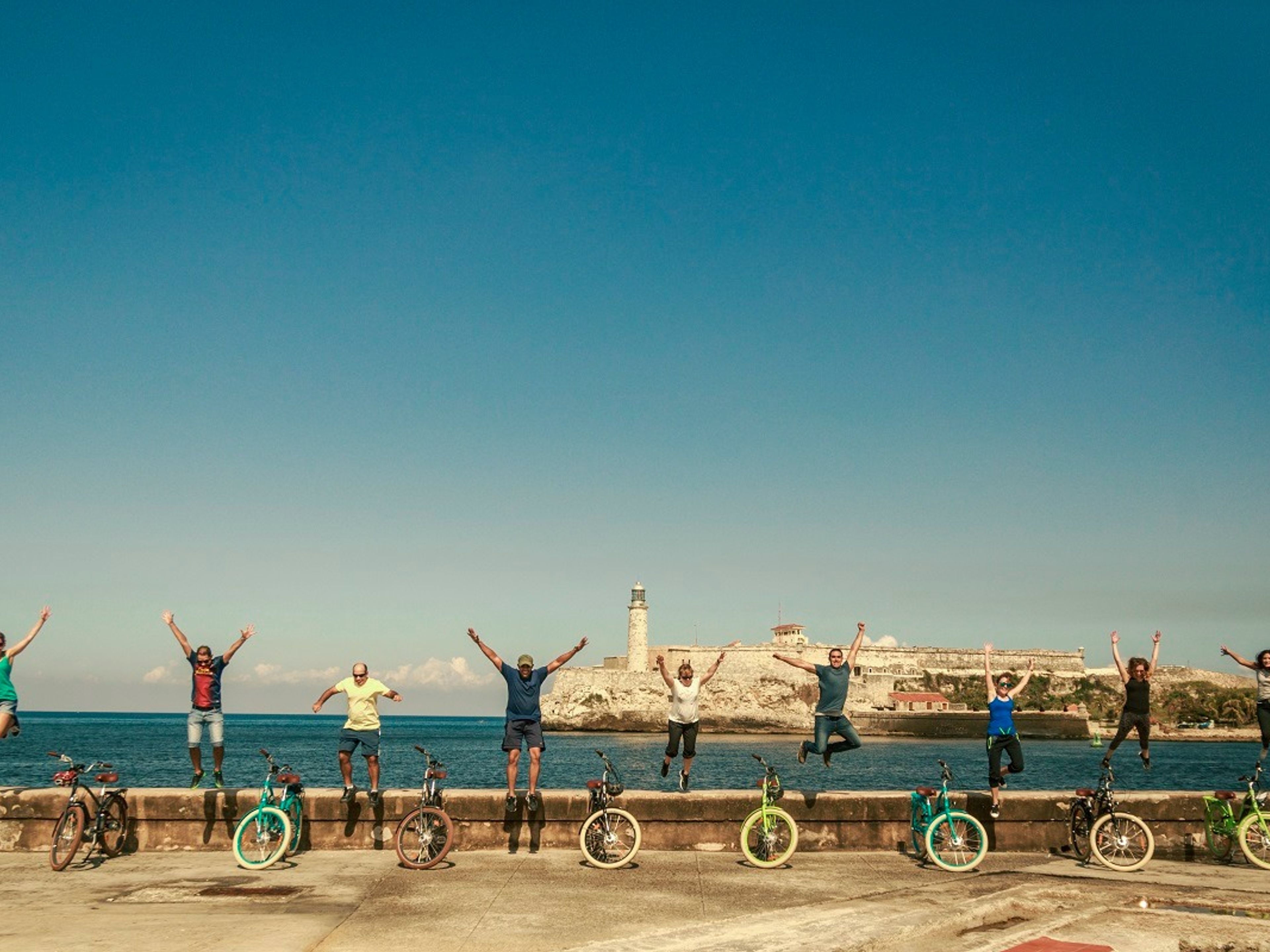 Tour “L'AVANA IN E-BIKE”. E-BIKE ride in Havana.