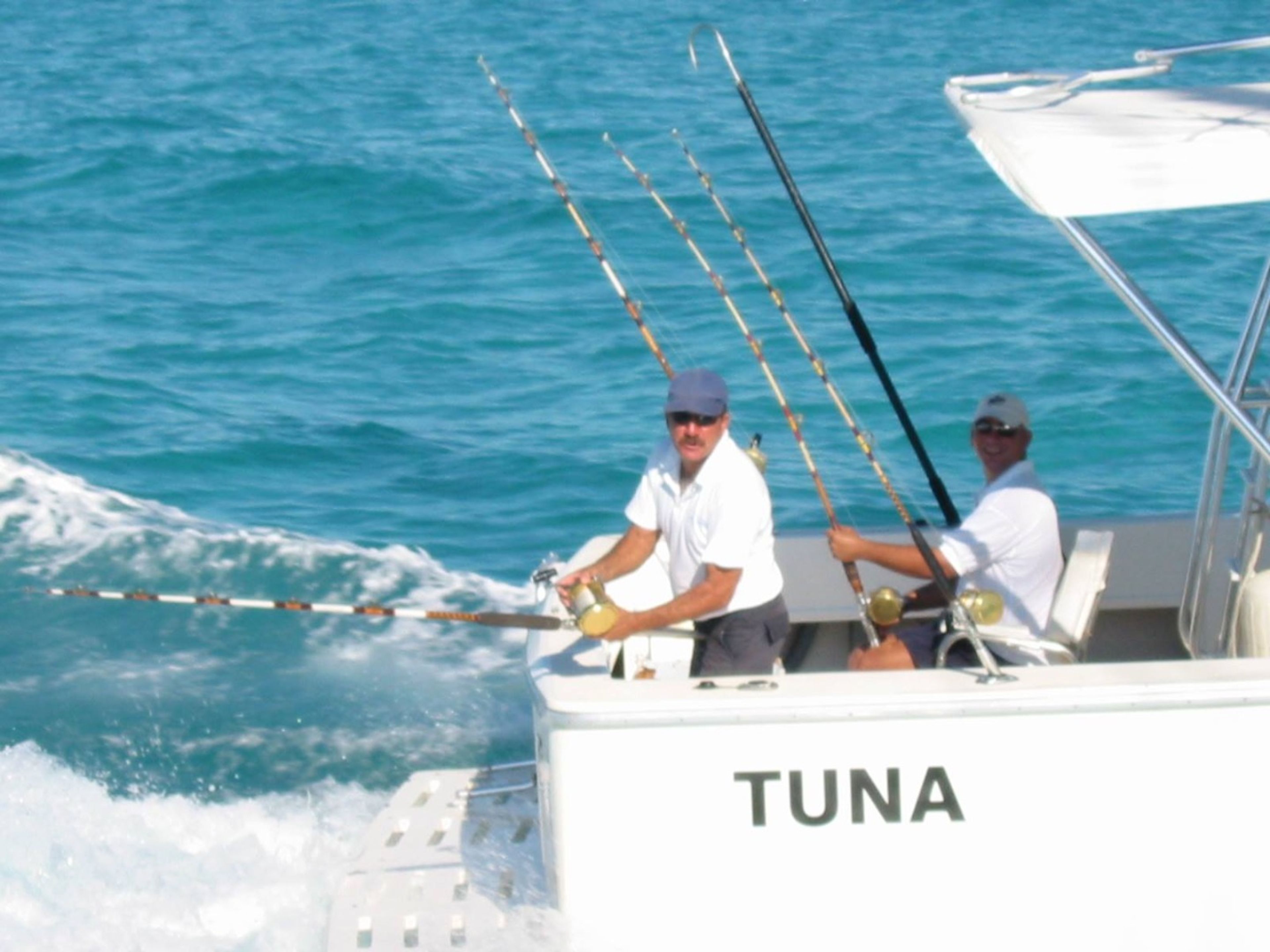 Tour "PÊCHE EN HAUTE MER AU DÉPART DE LA MARINA GAVIOTA À VARADERO". “DEEP SEA FISHING FROM MARINA GAVIOTA IN VARADERO“ Tour, Varadero, Hicacos peninsula, Matanzas, Cuba.