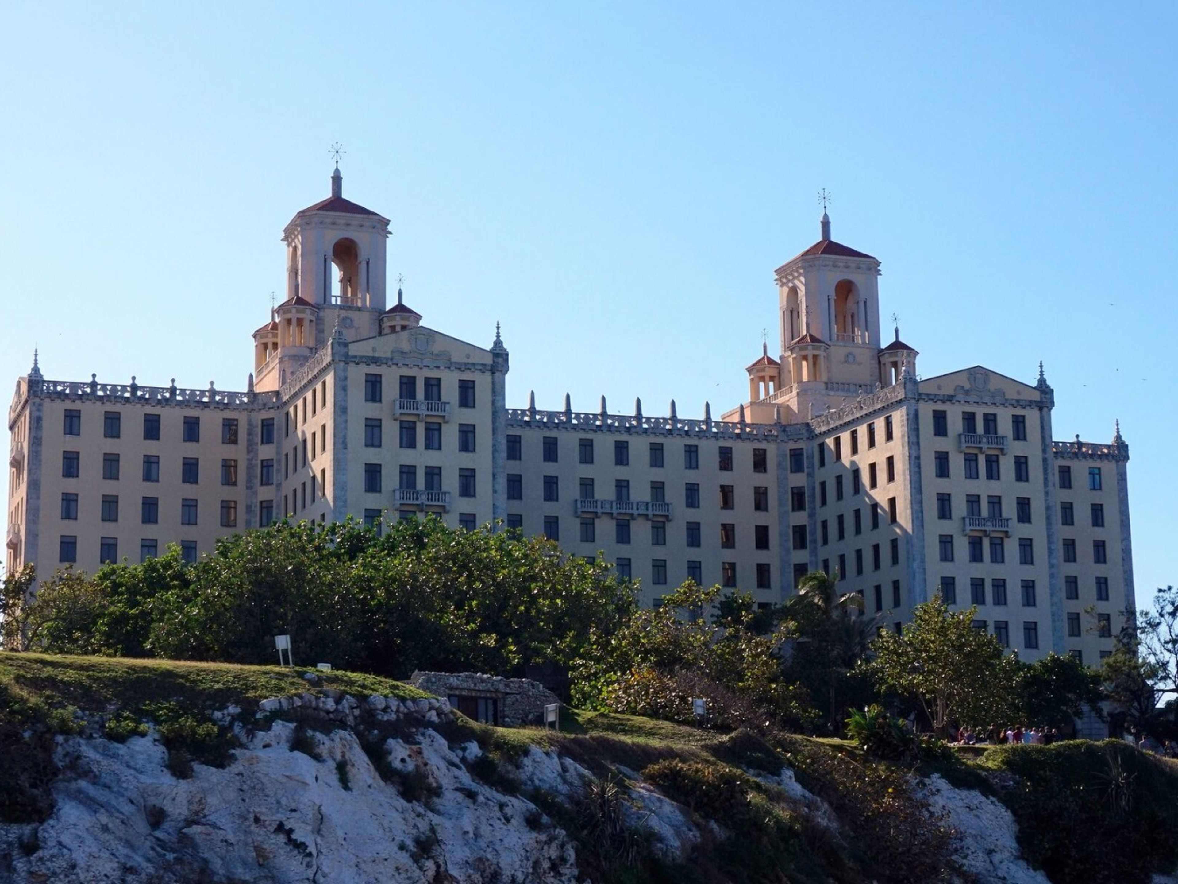 Excursão "DESVENDAR HAVANA NOS ANOS 50". Hotel Nacional de Cuba, Old Havana, Havana, Cuba.
