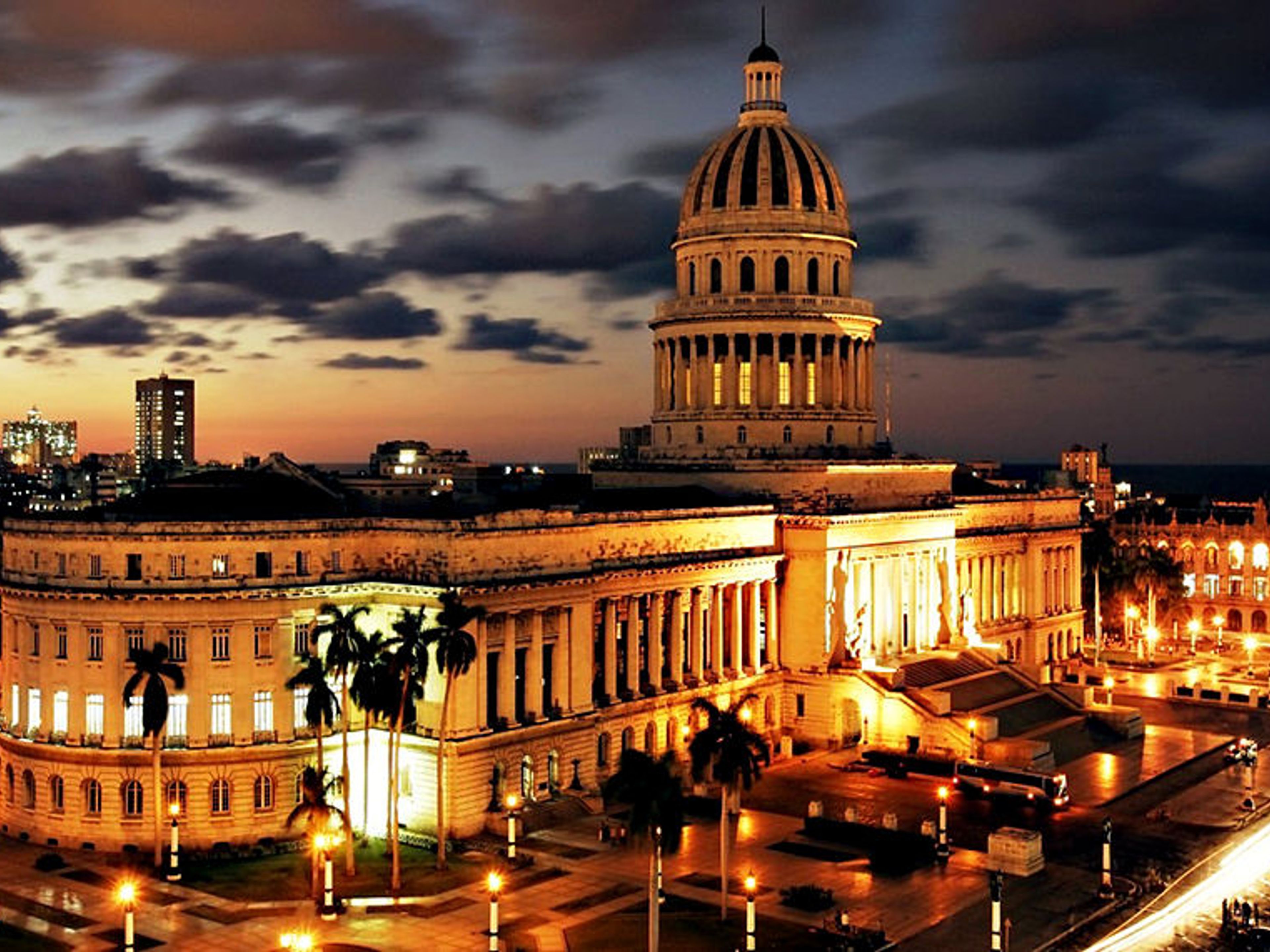 Excursão "DESVENDAR HAVANA NOS ANOS 50". Capitol of Havana, Old Havana, Havana, Cuba.