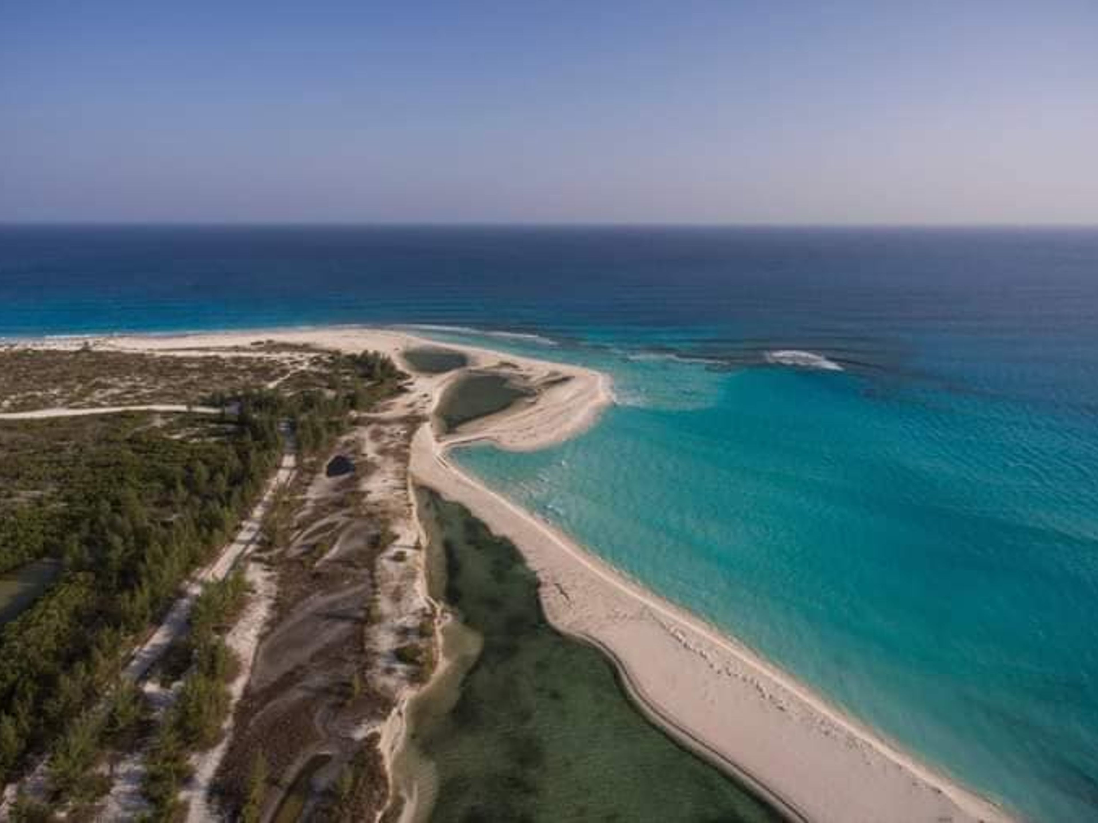 Тур "СУПЕР РЕФ В КАЙО ЛАРГО ДЕЛЬ СУР НА САМОЛЕТЕ". Cayo Largo del Sur panoramic view, Cuba.