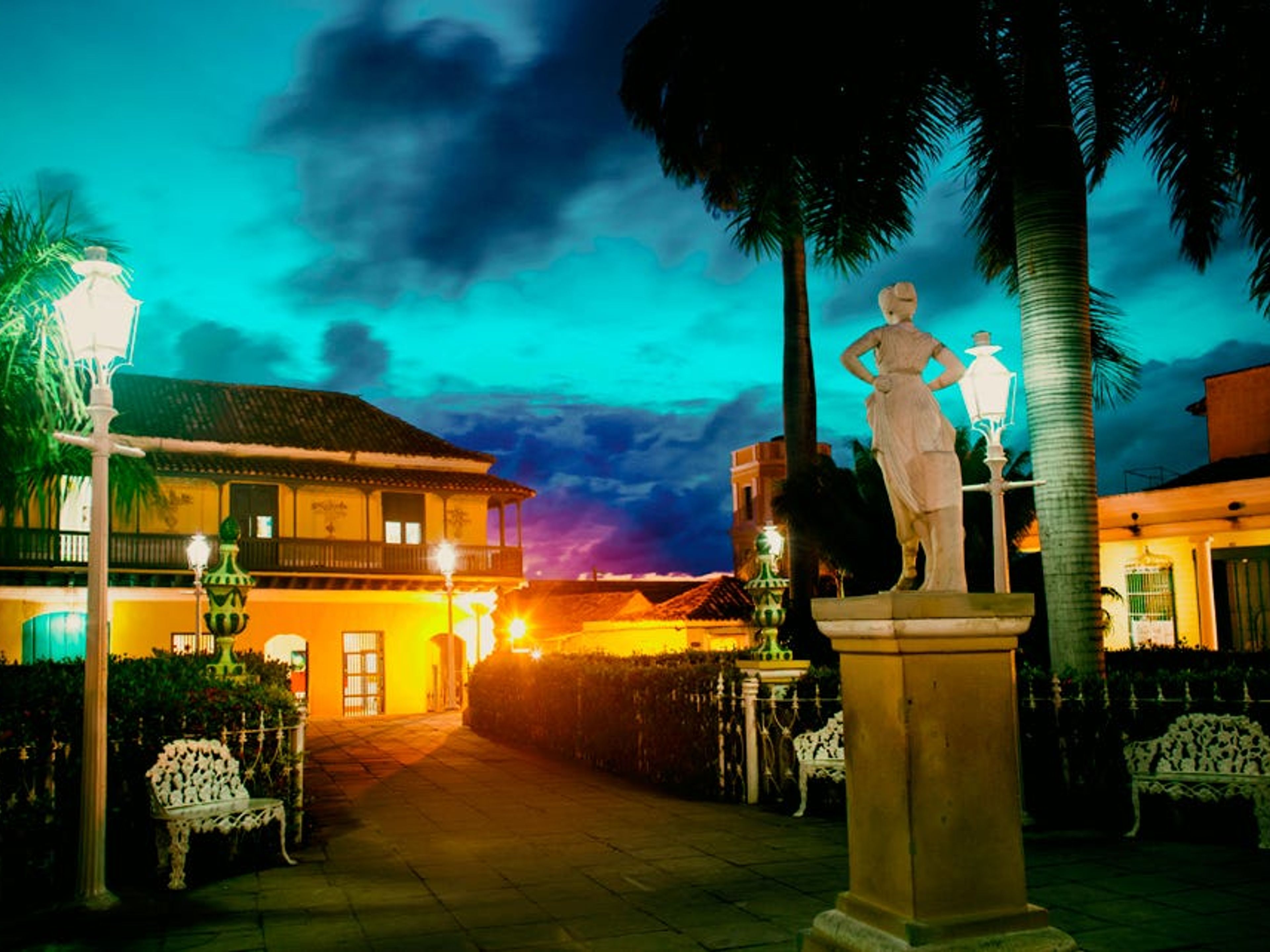 Tour "TRINIDAD DI NOTTE". Night in Trinidad, Cuba