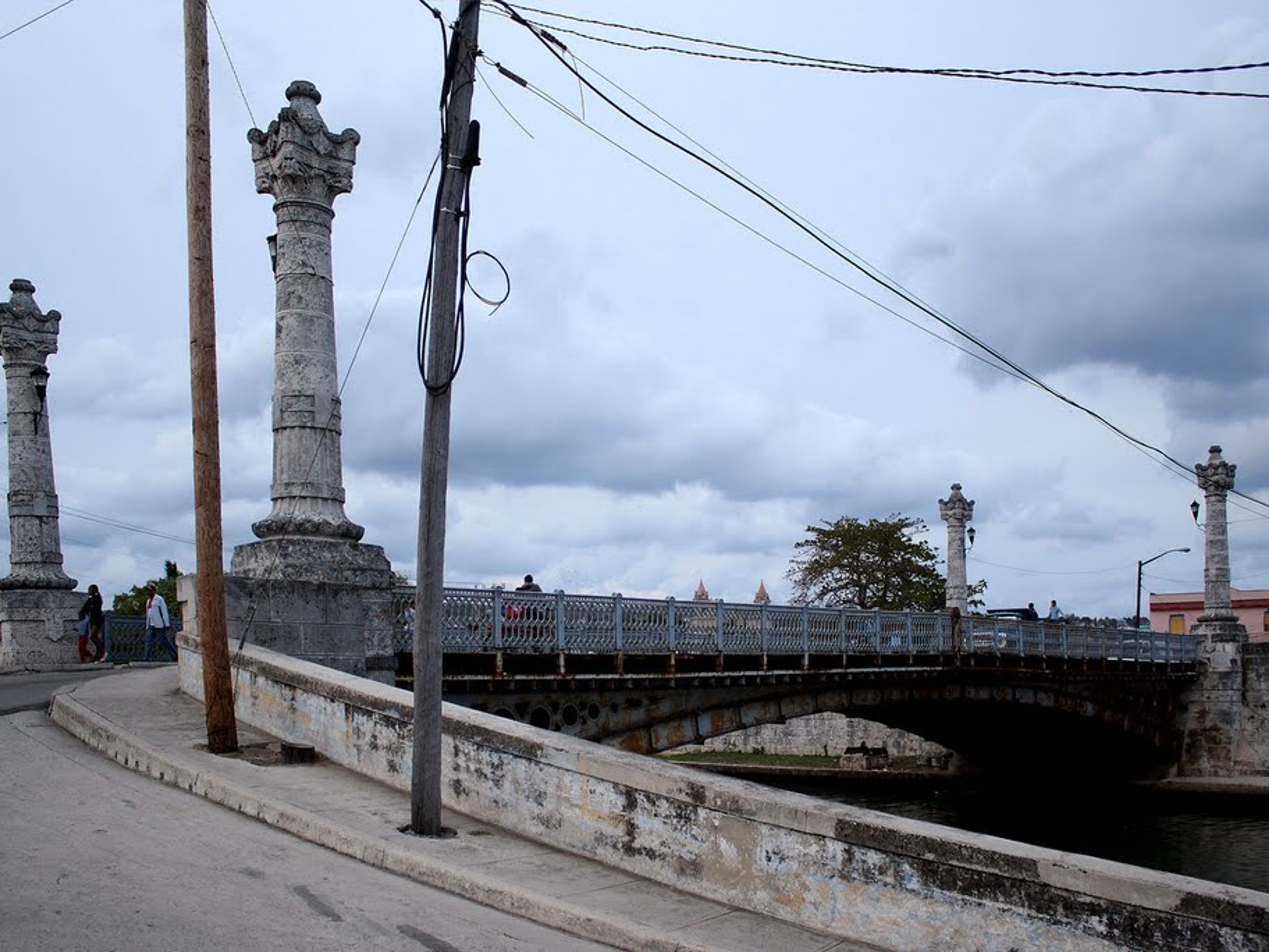 Jeep Safari “4X4 EM VARADERO“. Bridges of the city of Matanzas, Cuba.