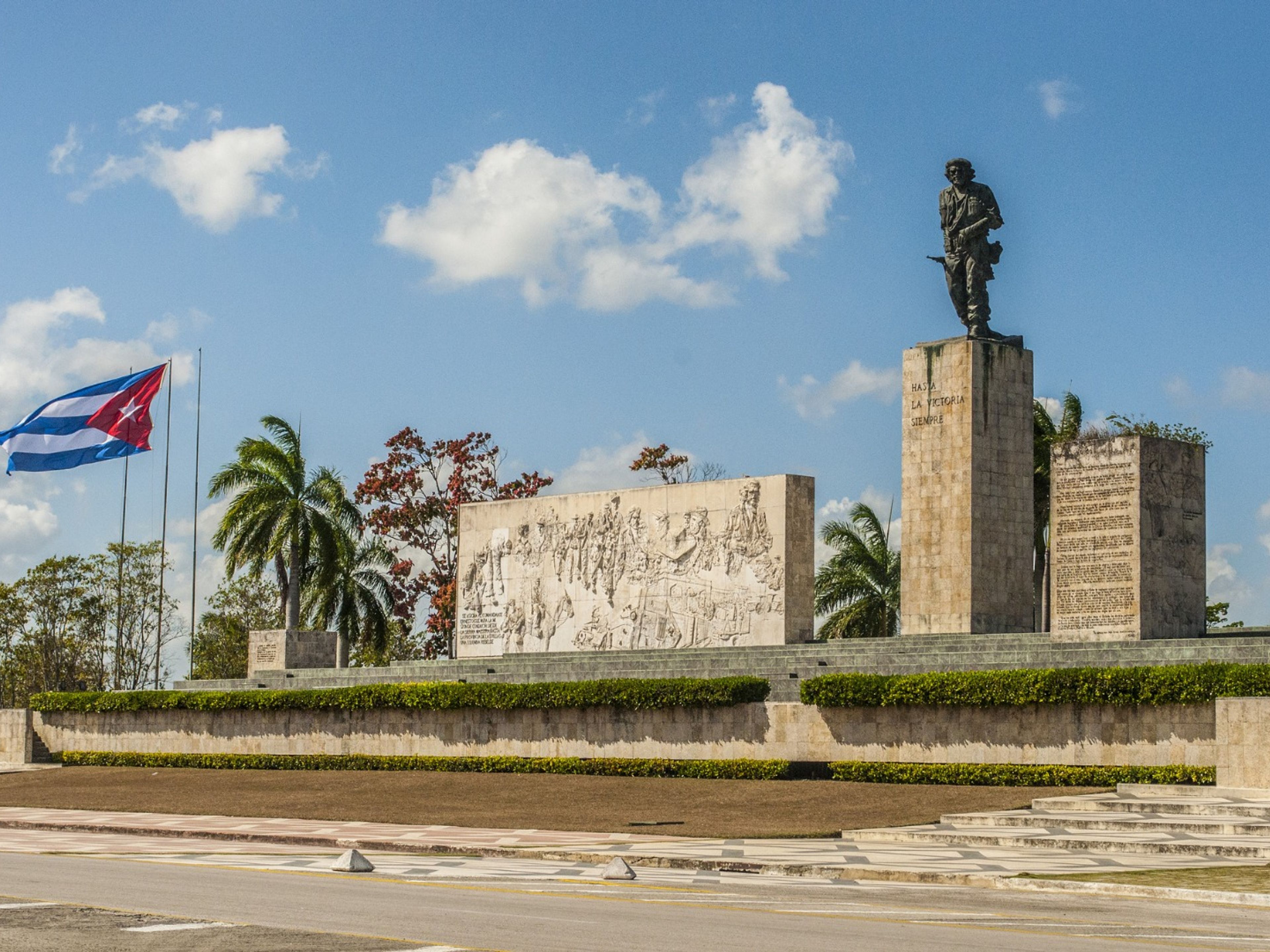 Excursão "TRÊS CIDADES". Ernesto Che Guevara square panoramic view, Santa Clara, Cuba.
