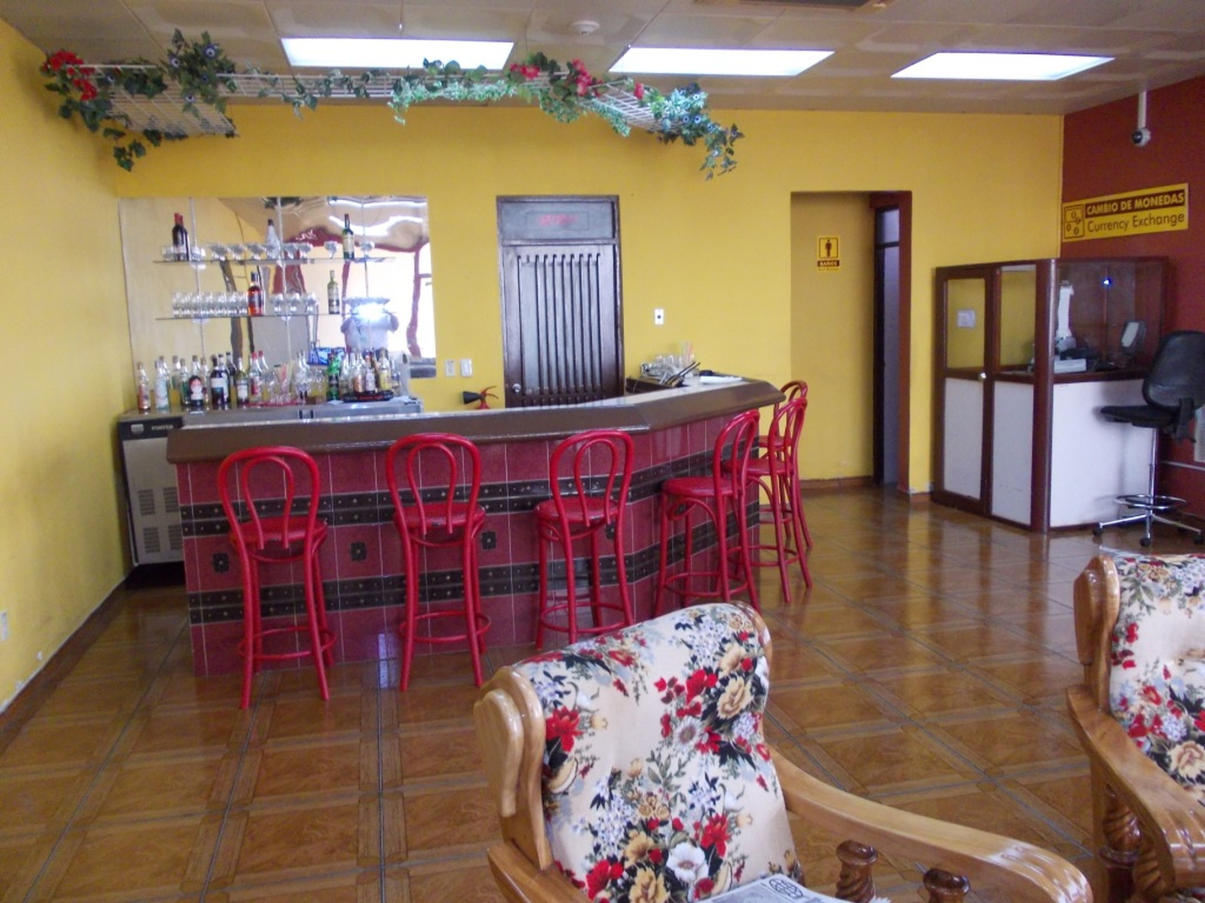 "VIP LOUNGE SERVICE AT IGNACIO AGRAMONTE, CAMAGÜEY INTERNATIONAL AIRPORT". VIP Lounge Service of the Ignacio Agramonte International Airport, Camagüey.