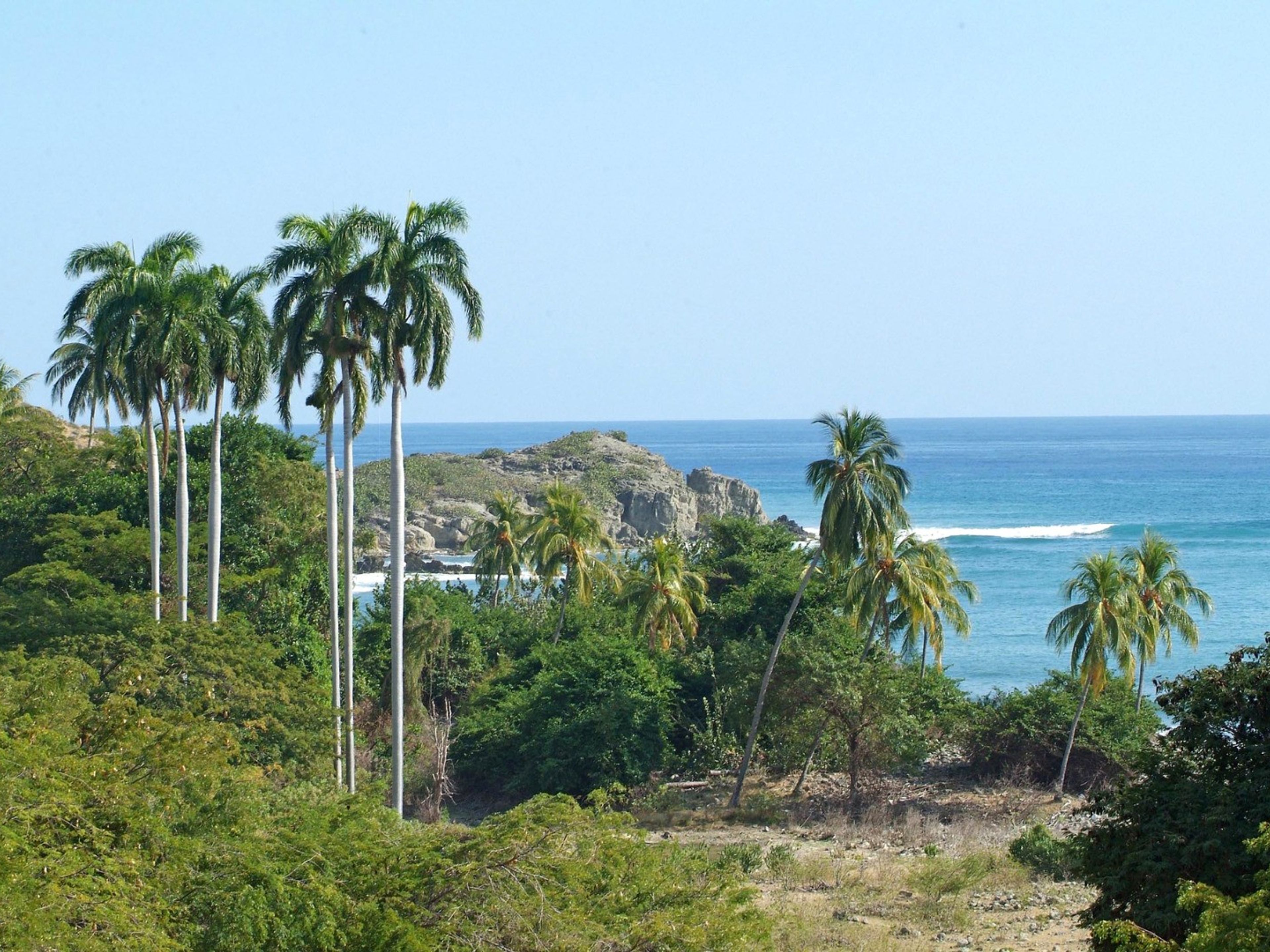 Jeep Safari "DEL CARIBE A LA SIERRA". Jeep safari tour del caribe a la sierra, Santiago de Cuba