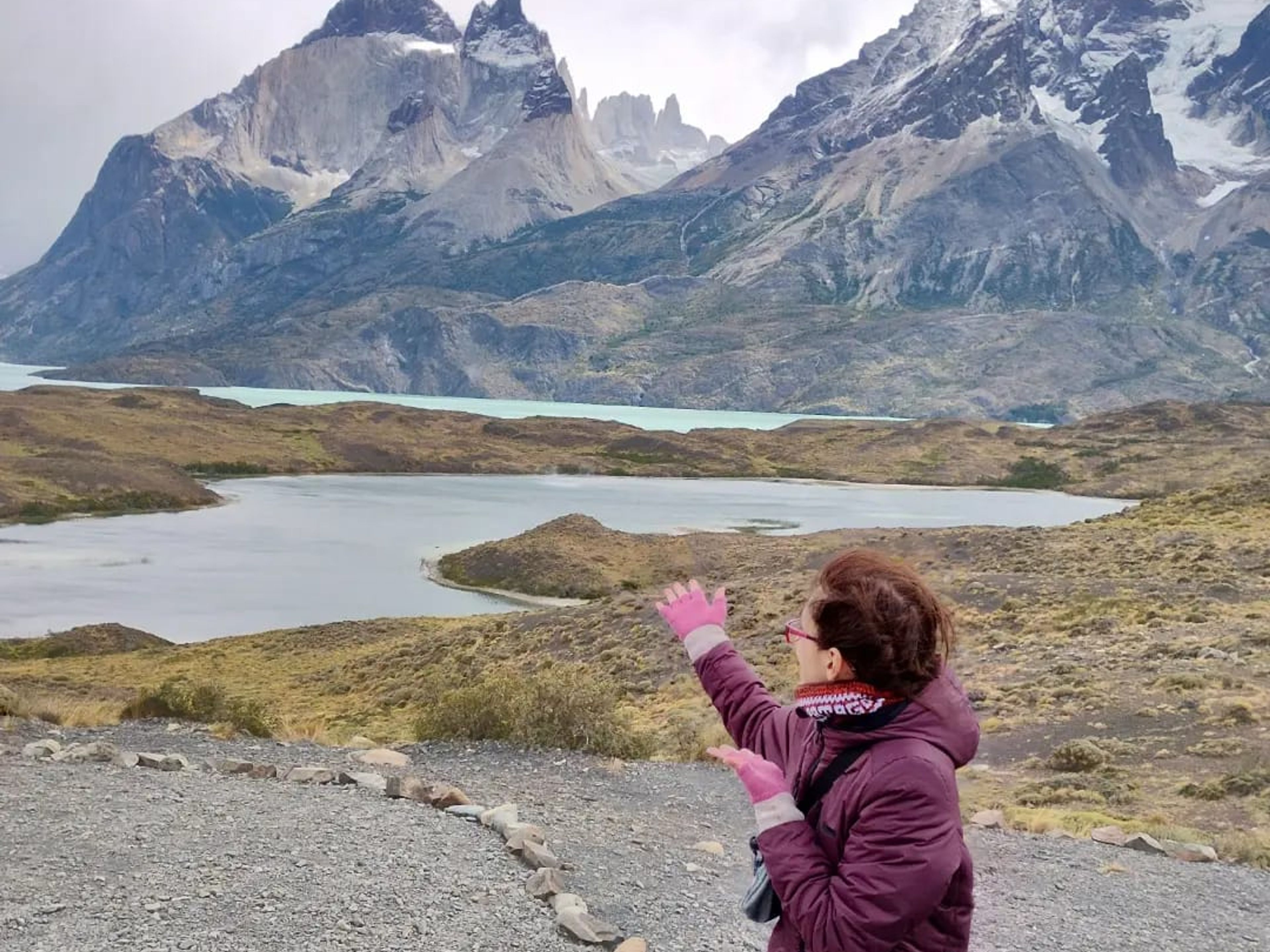 "FULL DAY TORRES DEL PAINE NATIONAL PARK" Tour. "FULL DAY TORRES DEL PAINE" Tour, Chile. 