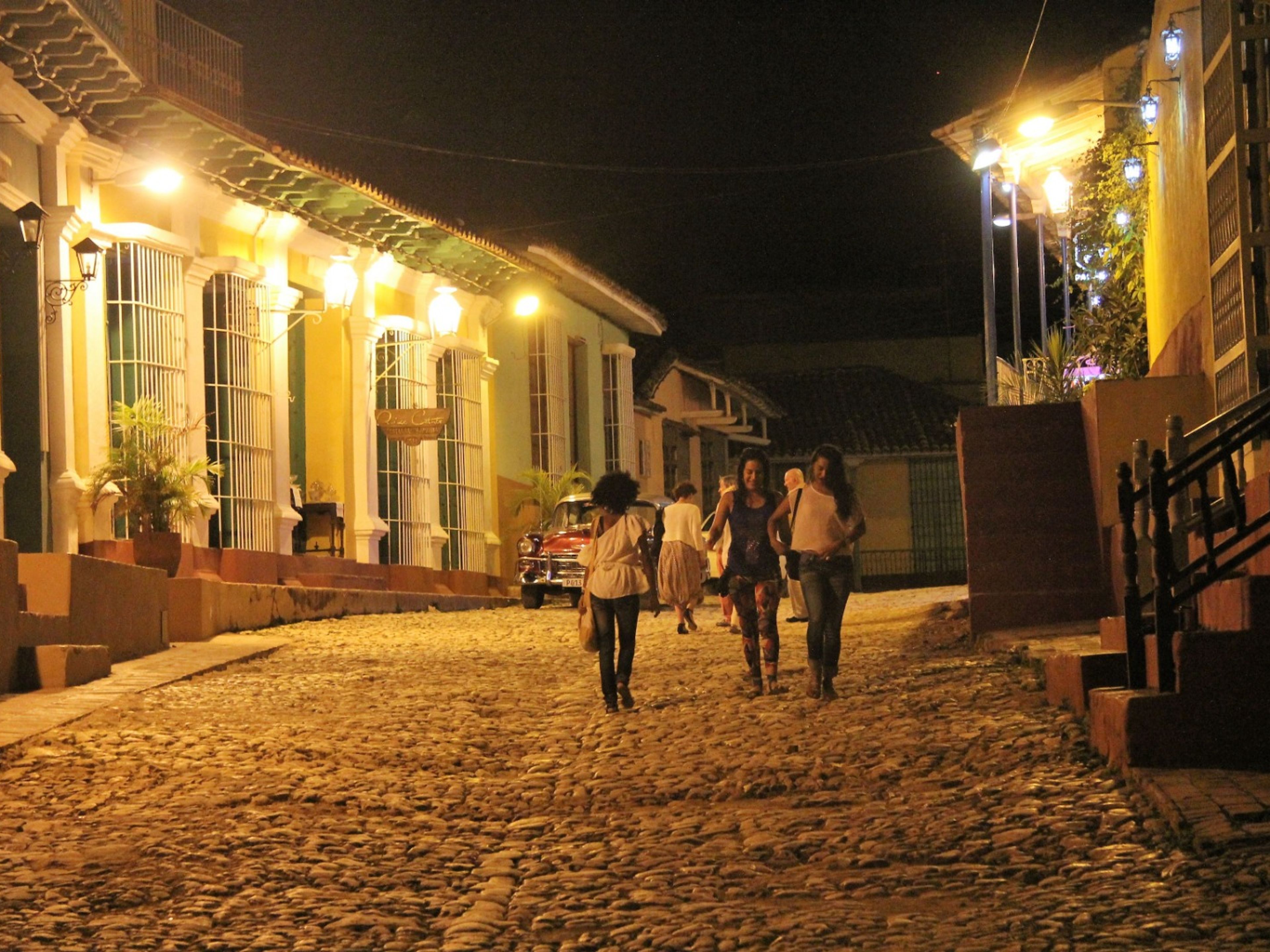 “NIGHT ROUTE IN THE CENTER OF TRINIDAD” Tour. null