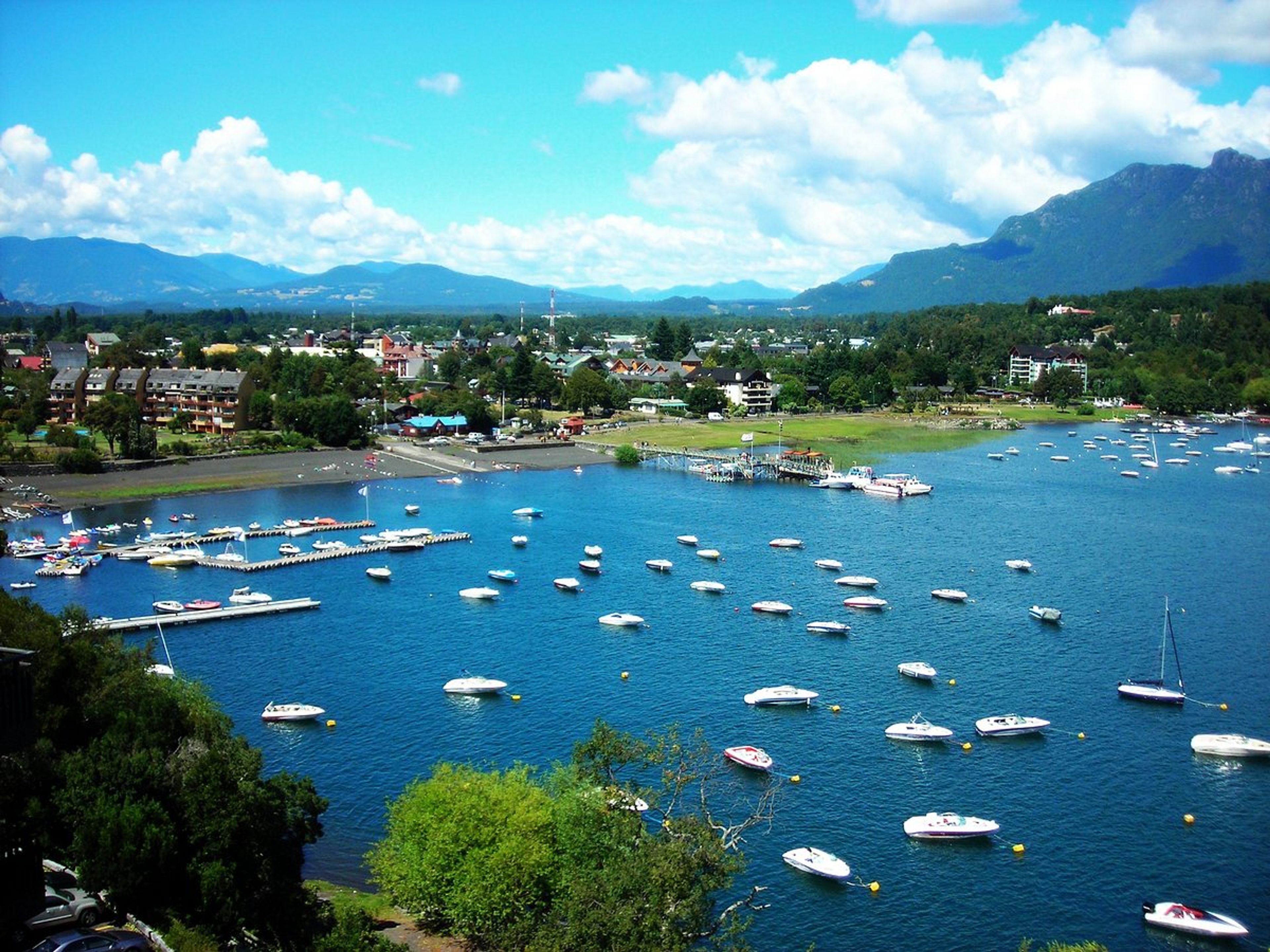 Recorrido de Ciudad “PUCON". null