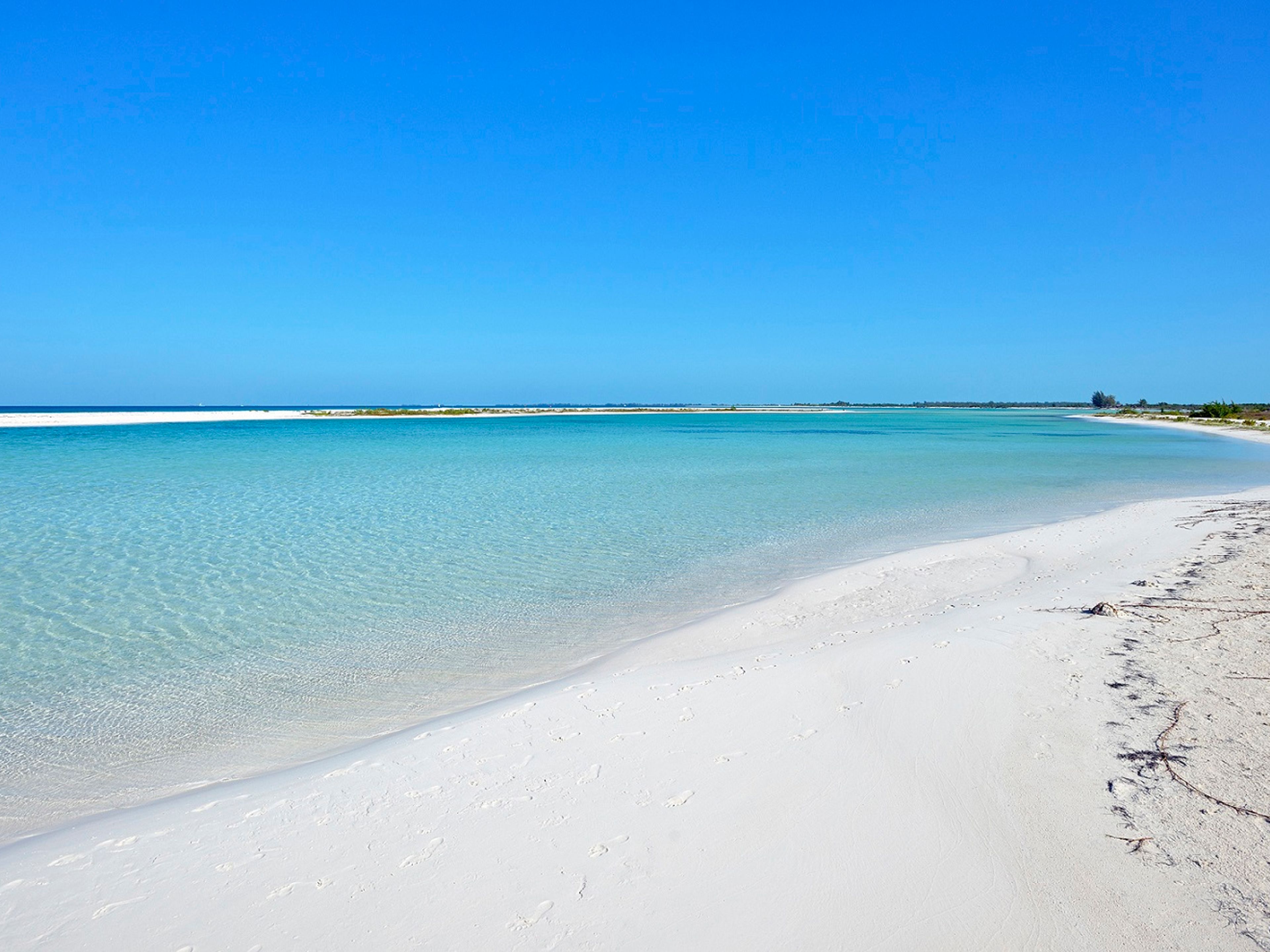 "Special Tour to Cayo Alcatraz". Cayo Largo del Sur. "Special Tour to Cayo Alcatraz"