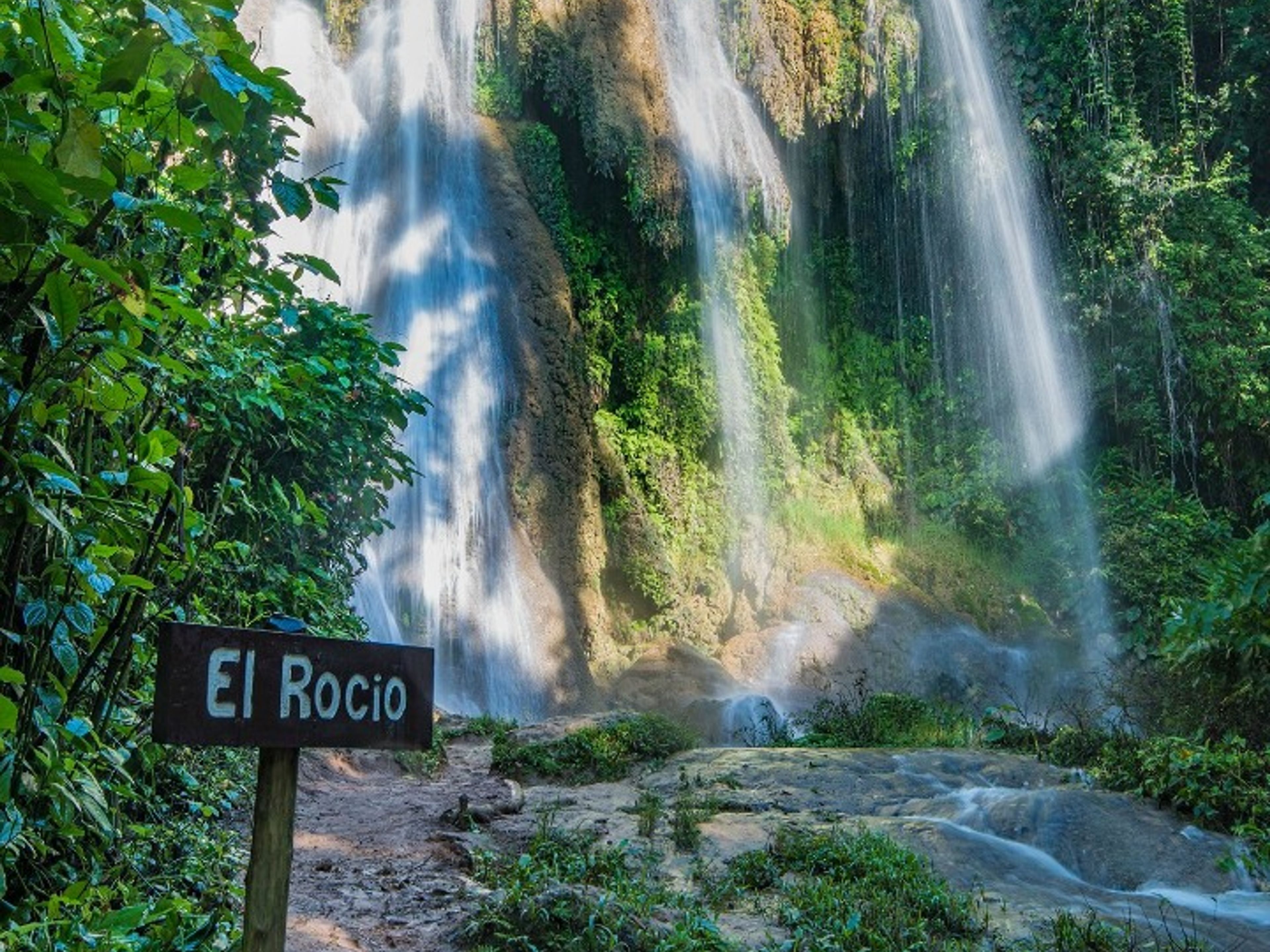 Excursión “AL PARQUE NATURAL TOPES DE COLLANTES”. Topes de Collantes Natural Park Panoramic View, Sancti Spíritus, Cuba.