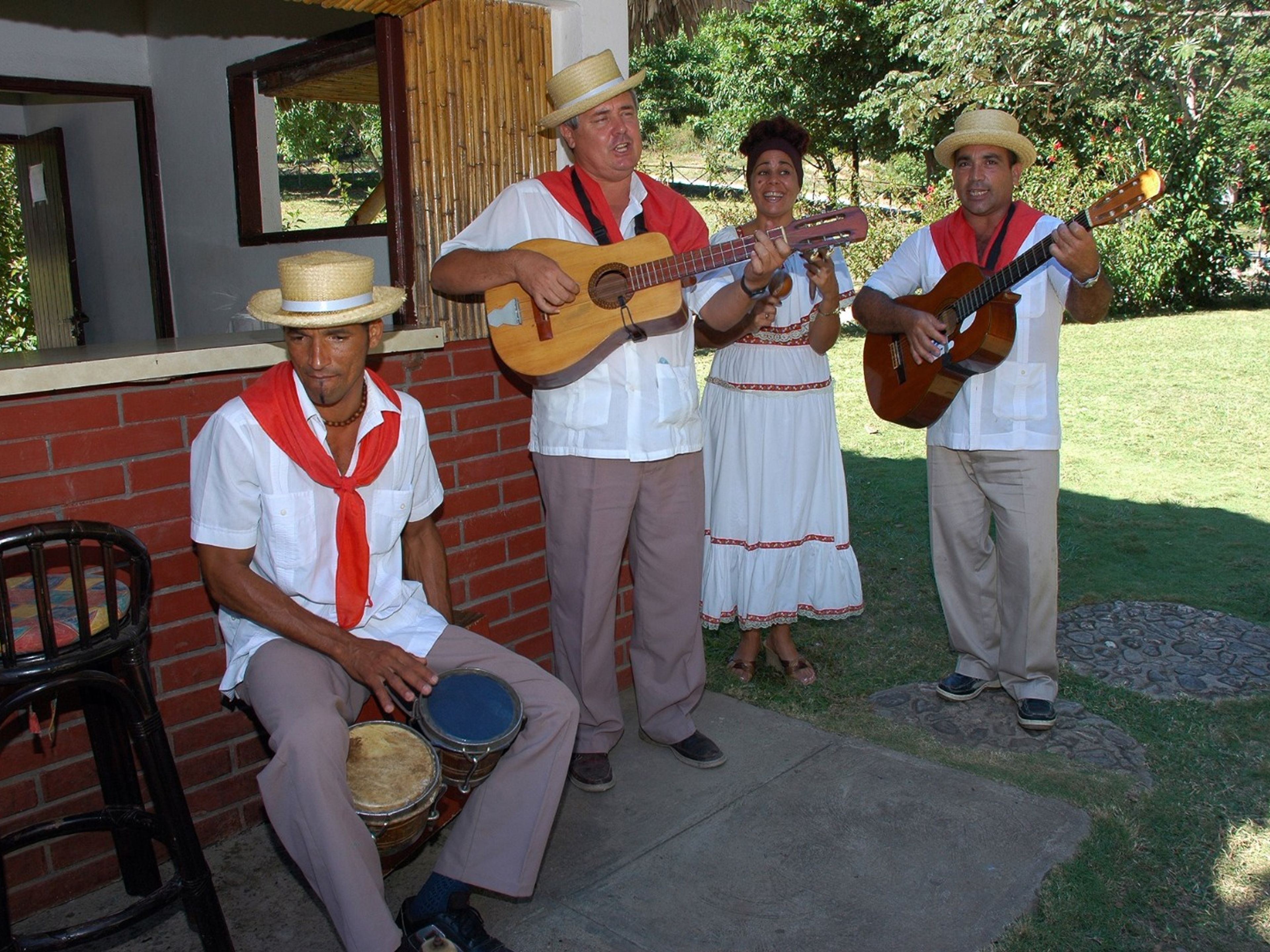 Tour "STORIA E NATURA". El Cubano Natural Park, "History and Nature" Tour