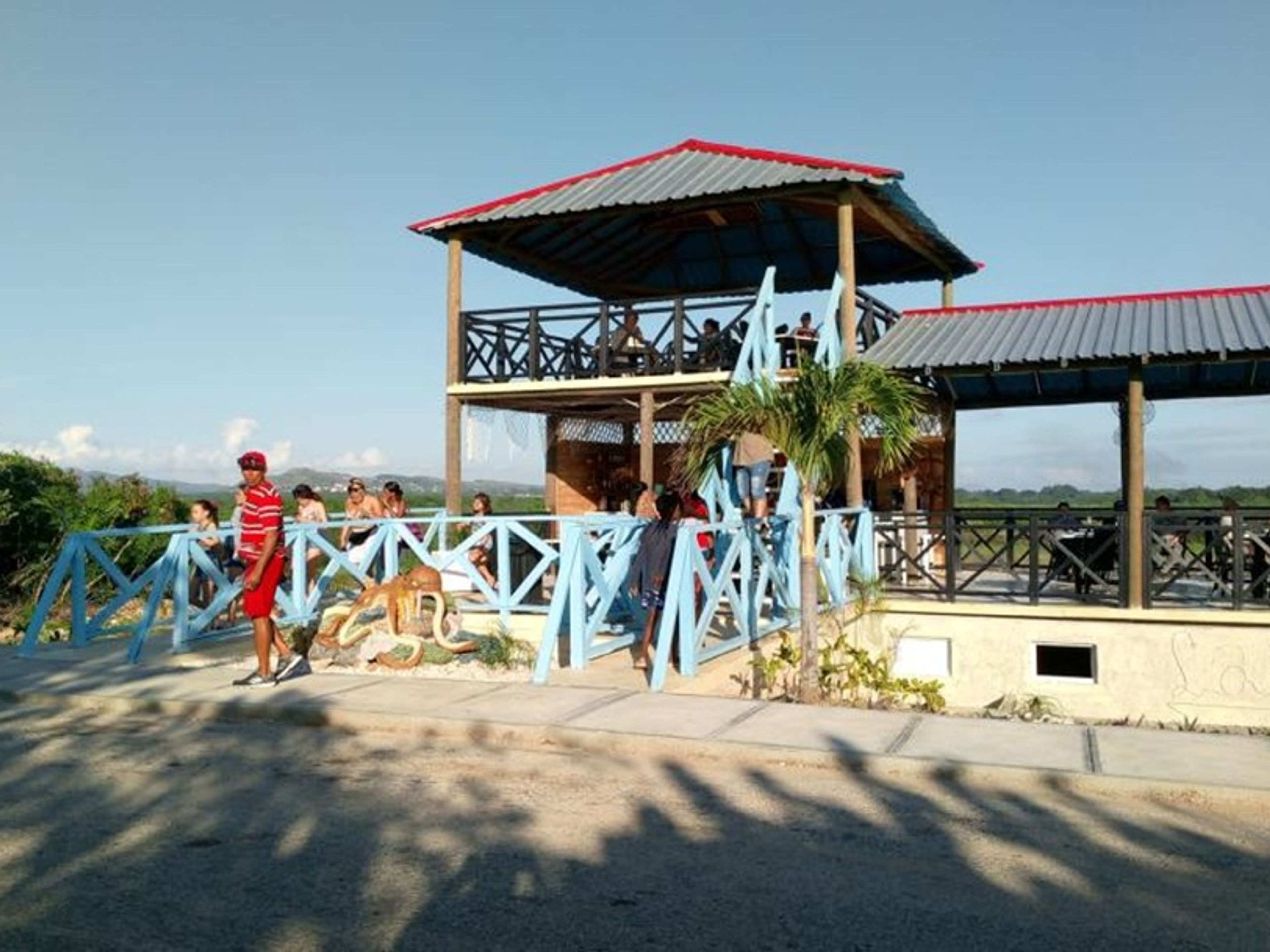 Tour “SNORKELING A PLAYA LA BATEA”. Tour "SNORKELING AT PLAYA LA BATEA", Playa Ancón, Trinidad, Sancti Spíritus, Cuba.