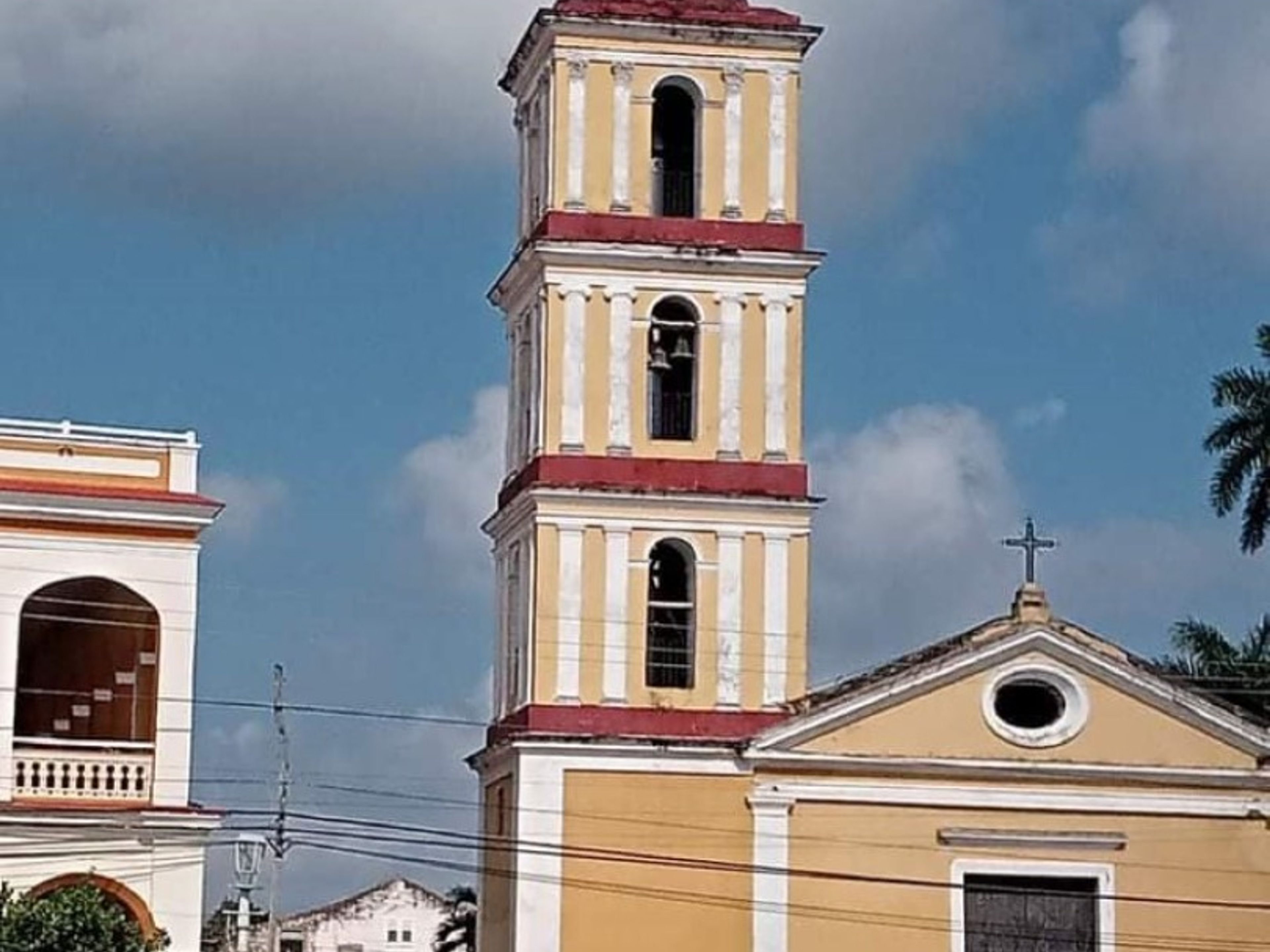 Excursão "SANTA CLARA - REMEDIOS". San Juan de los Remedios city panoramic view, Villa Clara, Cuba.