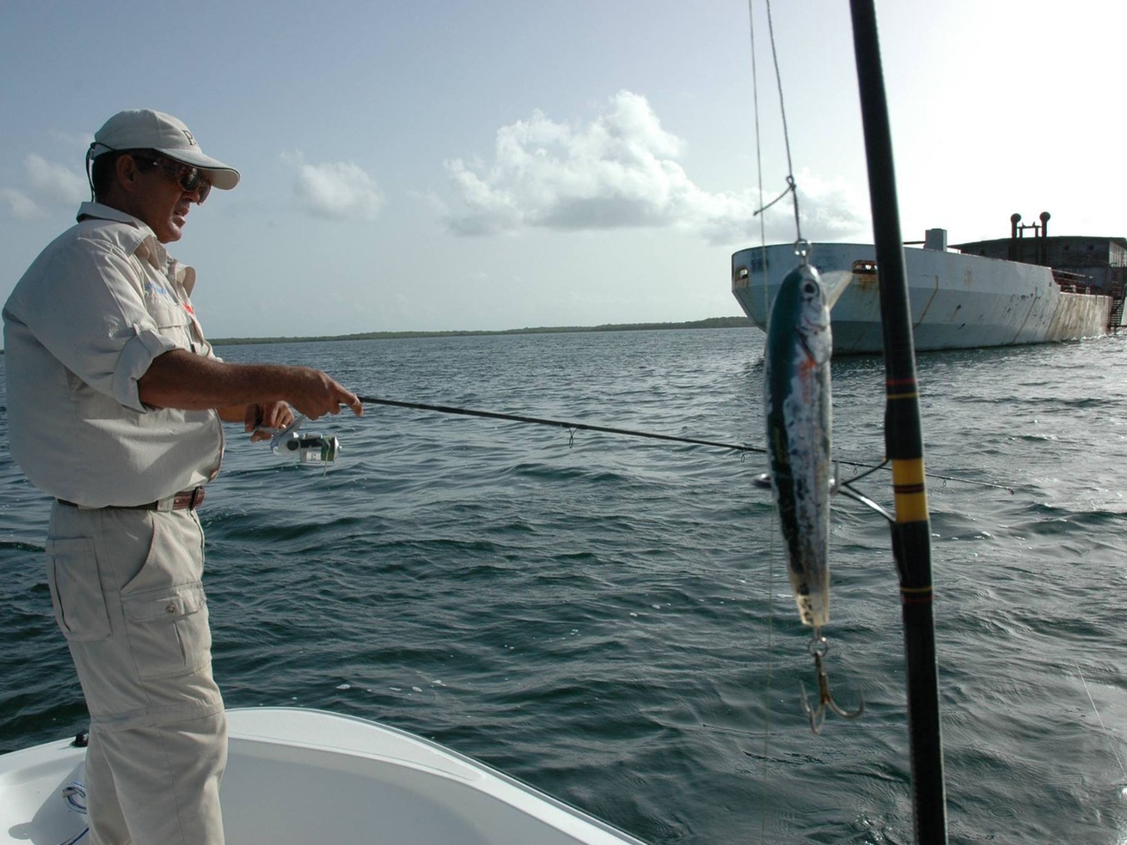 Tour “PÊCHE SPÉCIALISÉE À CAYO SANTA MARÍA (SPINNING ET TROLLING)“. “Specialized Fishing Tour in Cayo Santa María“