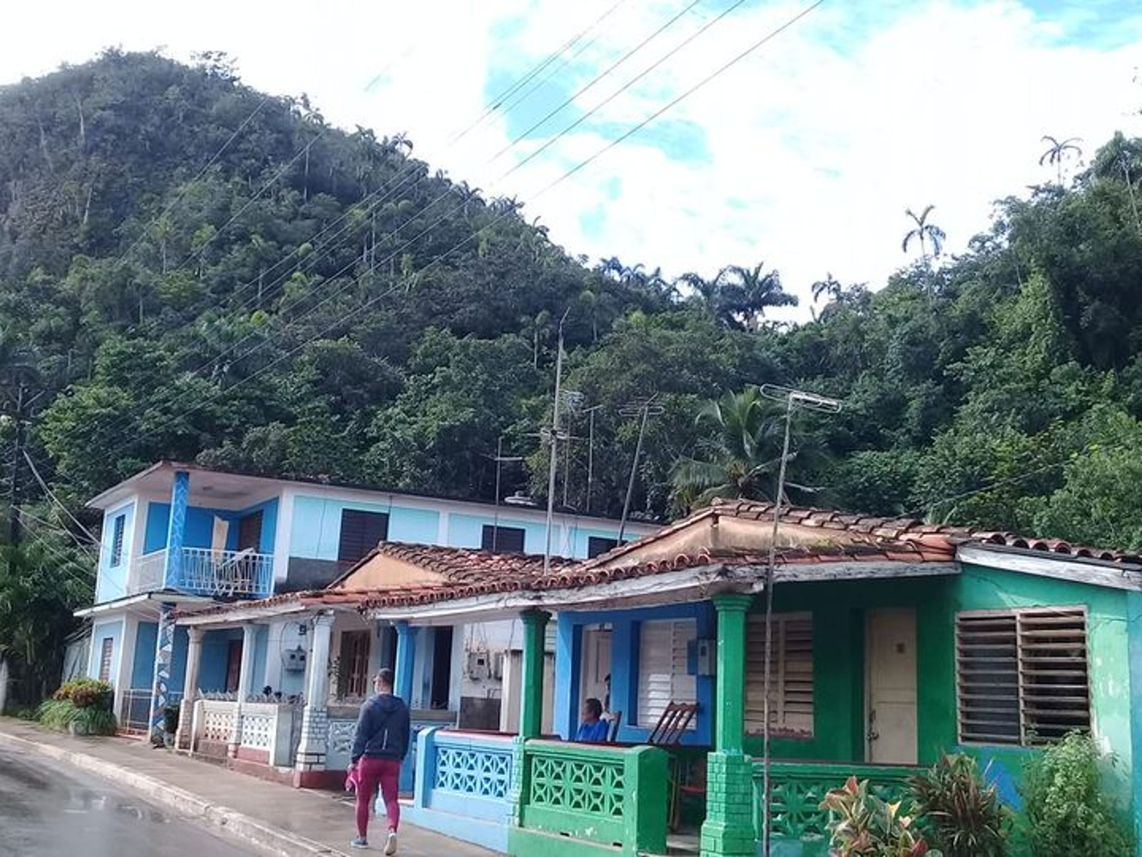 "NACH SUMIDERO II" Tour. Sumidero town panoramic view, Minas de Matahambre, Pinar del Río, Cuba.