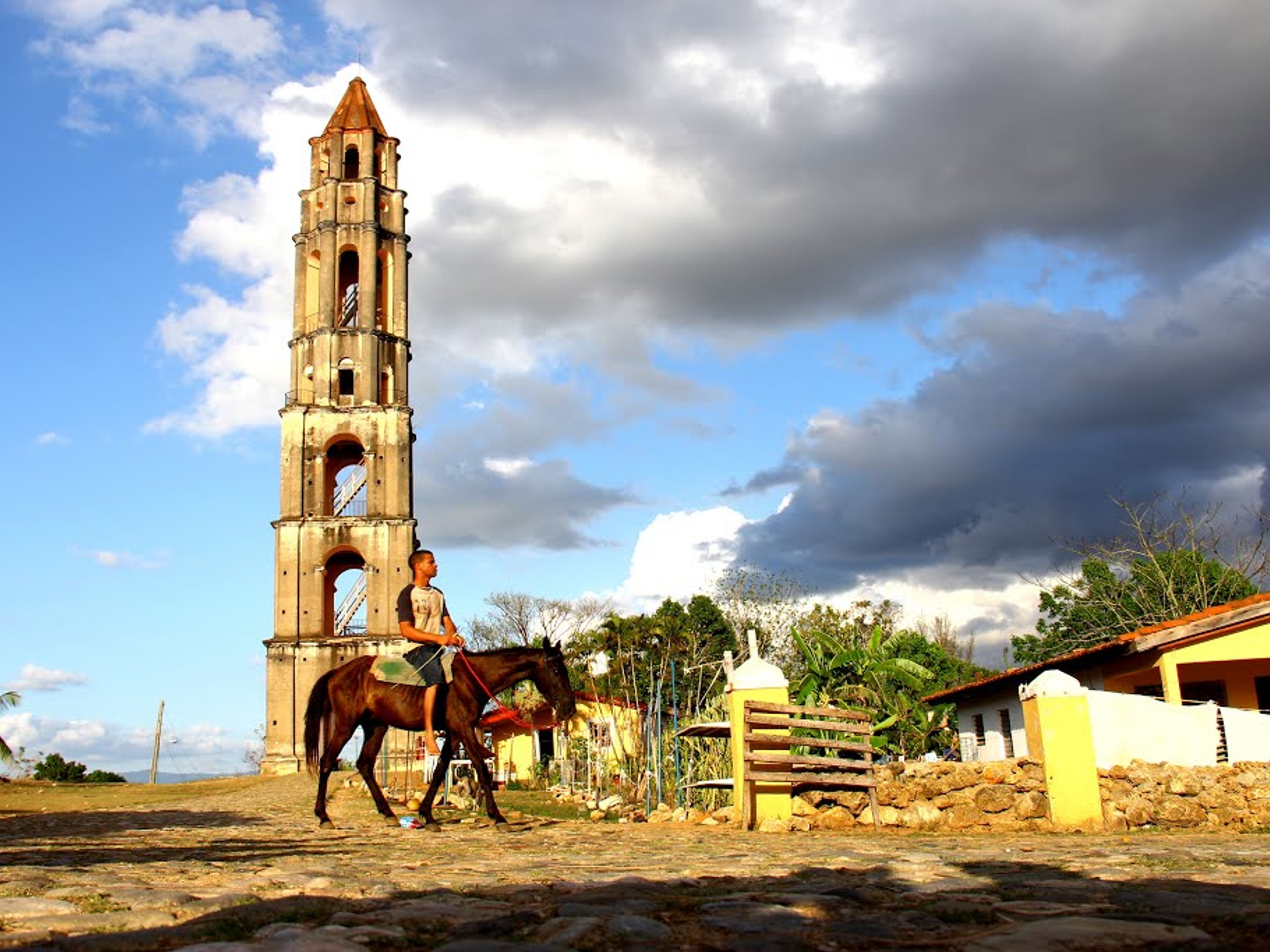 Tour “Giro a Valle dei Mulini zucchero en Auto d'epoca Americane”