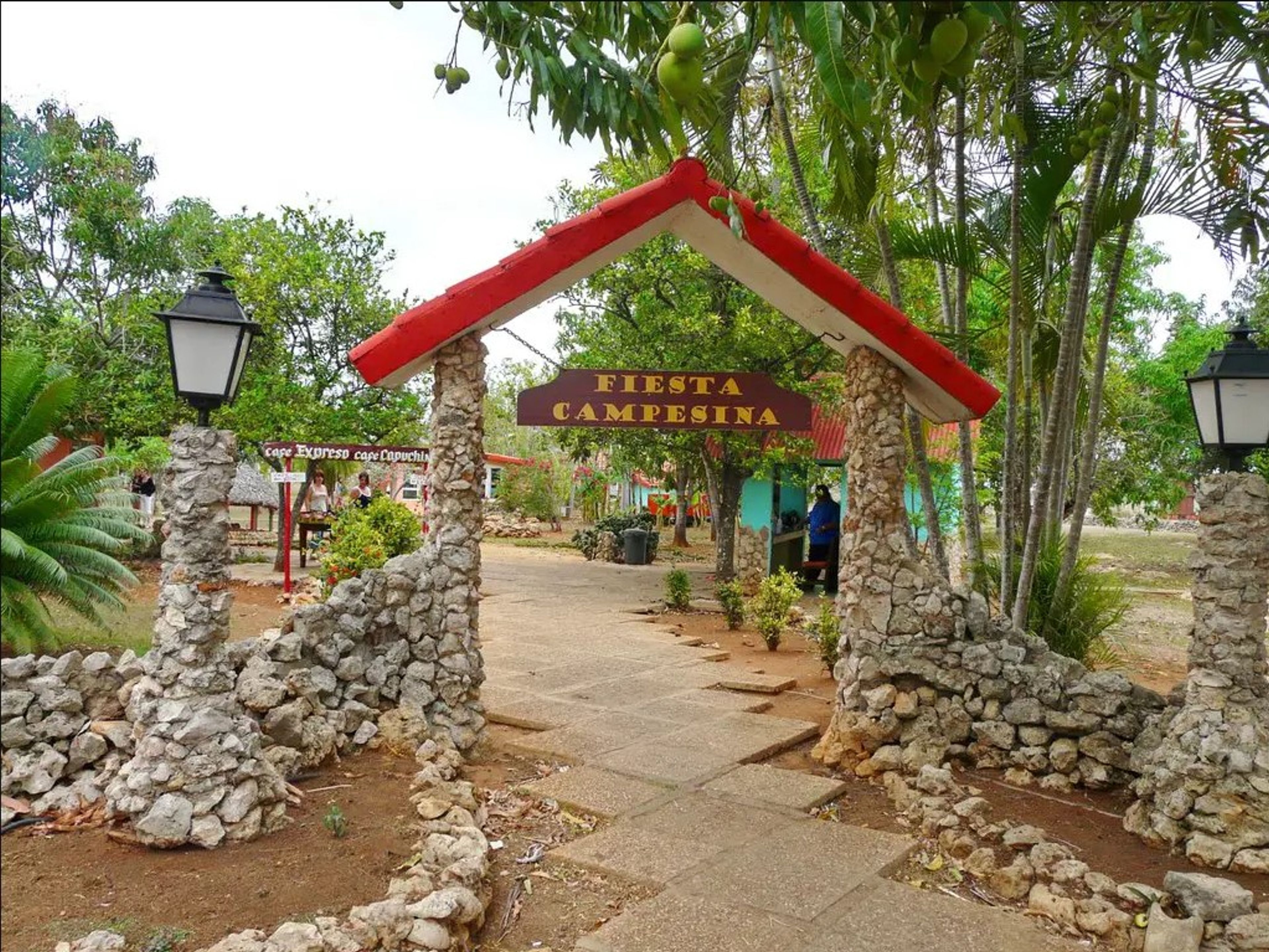"Jeep Safari FIESTA CAMPESINA FARM". Fiesta Campesina Farm, Matanzas, Cuba