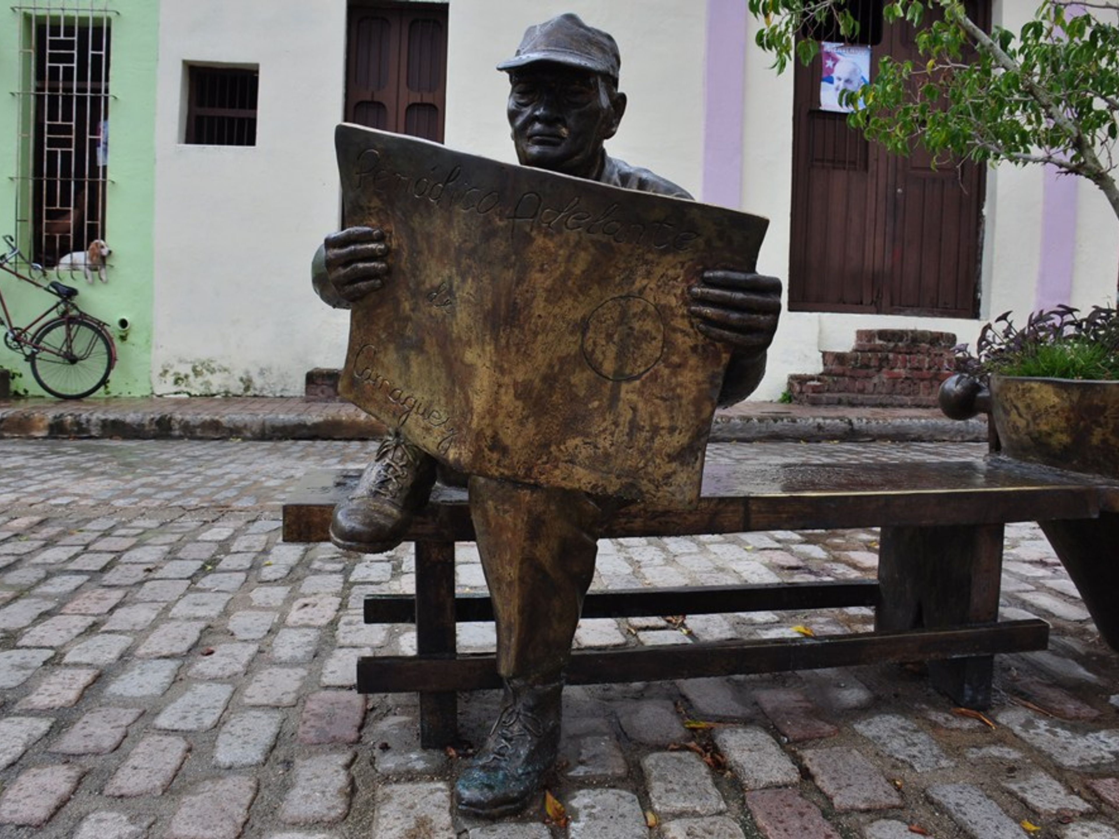 "A Night of Tinajón Tour". Del Carmen square, A Night of Tinajón tour, Camagüey