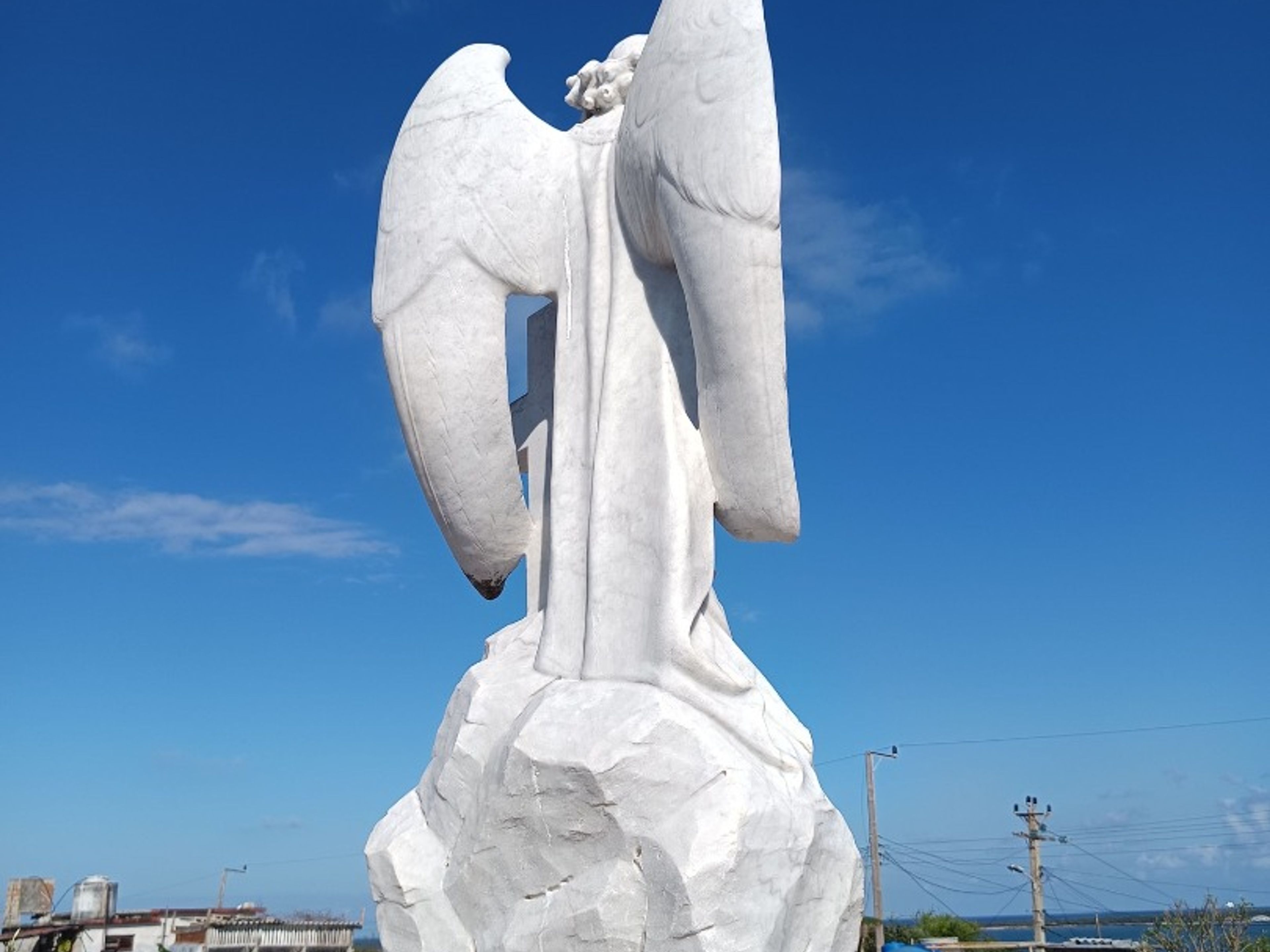 Tур "ПОСЕЩЕНИЕ ПЕЩЕРНОГО КОМПЛЕКСА ЛА ПОЛЬЯ ДЕЛЬ СЕМЕНТЕРИО". Gibara cementery panoramic view, Gibara, Holguín, Cuba.
