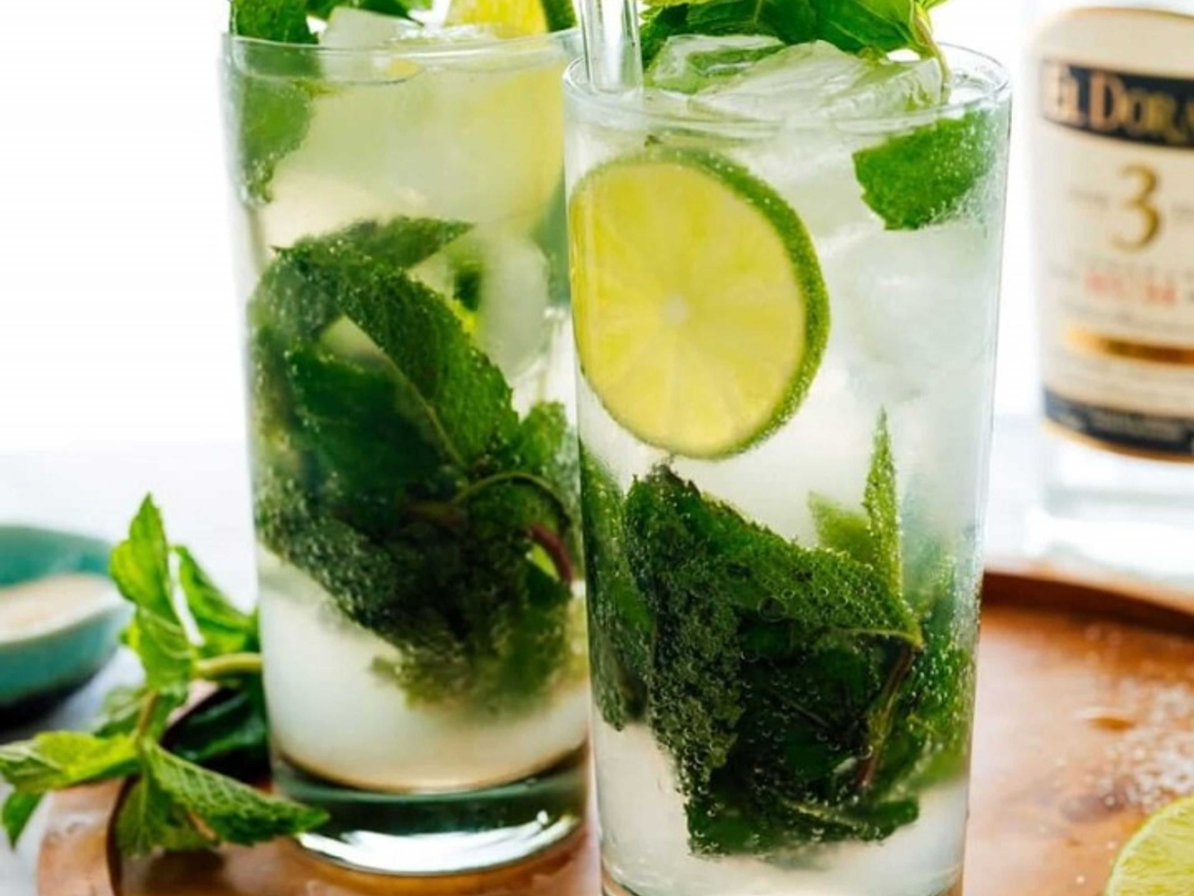 Tур "КУРСЫ ПО ПРИГОТОВЛЕНИЮ КУБИНСКИХ КОКТЕЙЛЕЙ". "CUBAN COCKTAIL-MAKING CLASSES" Tour, Santiago de Cuba, Cuba.