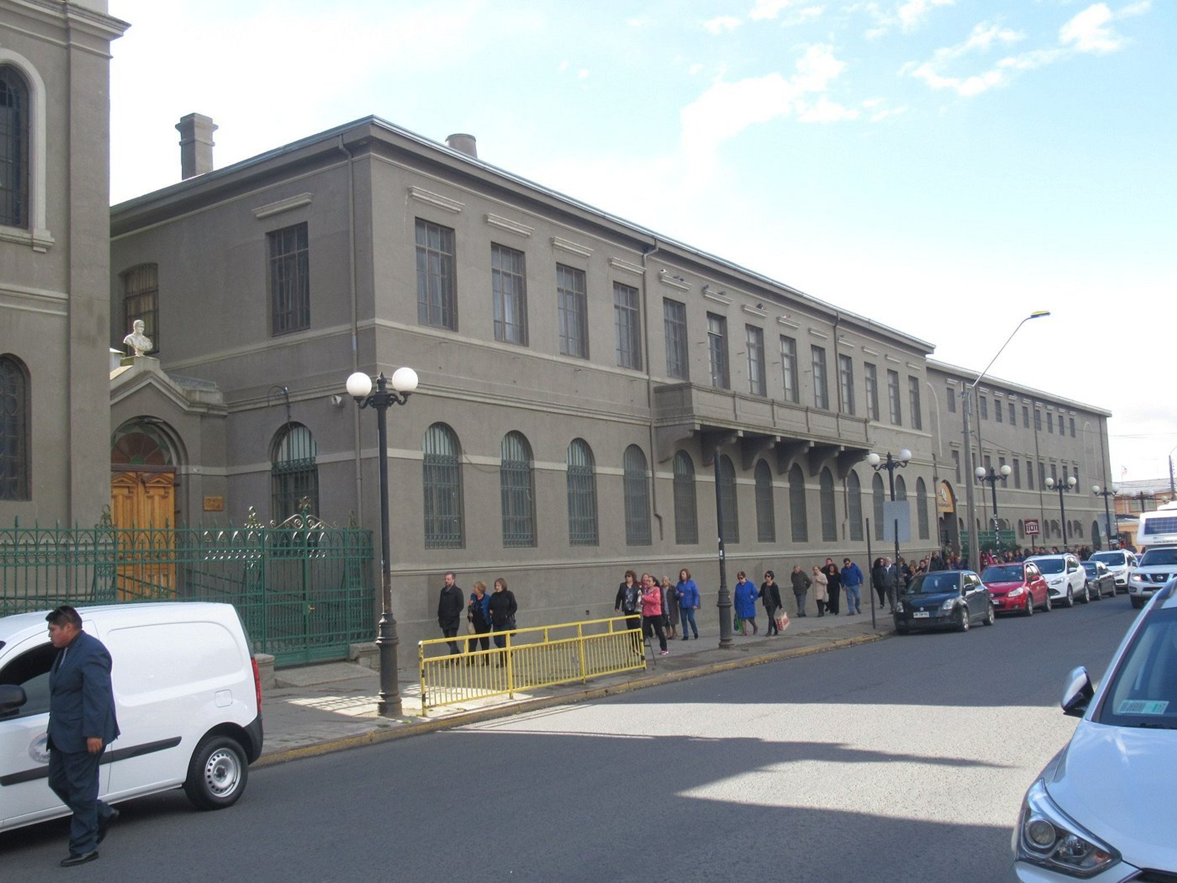 "PUNTA ARENAS CITY TOUR + SALESIAN MUSEUM" Tour. "PUNTA ARENAS CITY TOUR + SALESIAN MUSEUM" Tour, Punta Arenas, Chile.