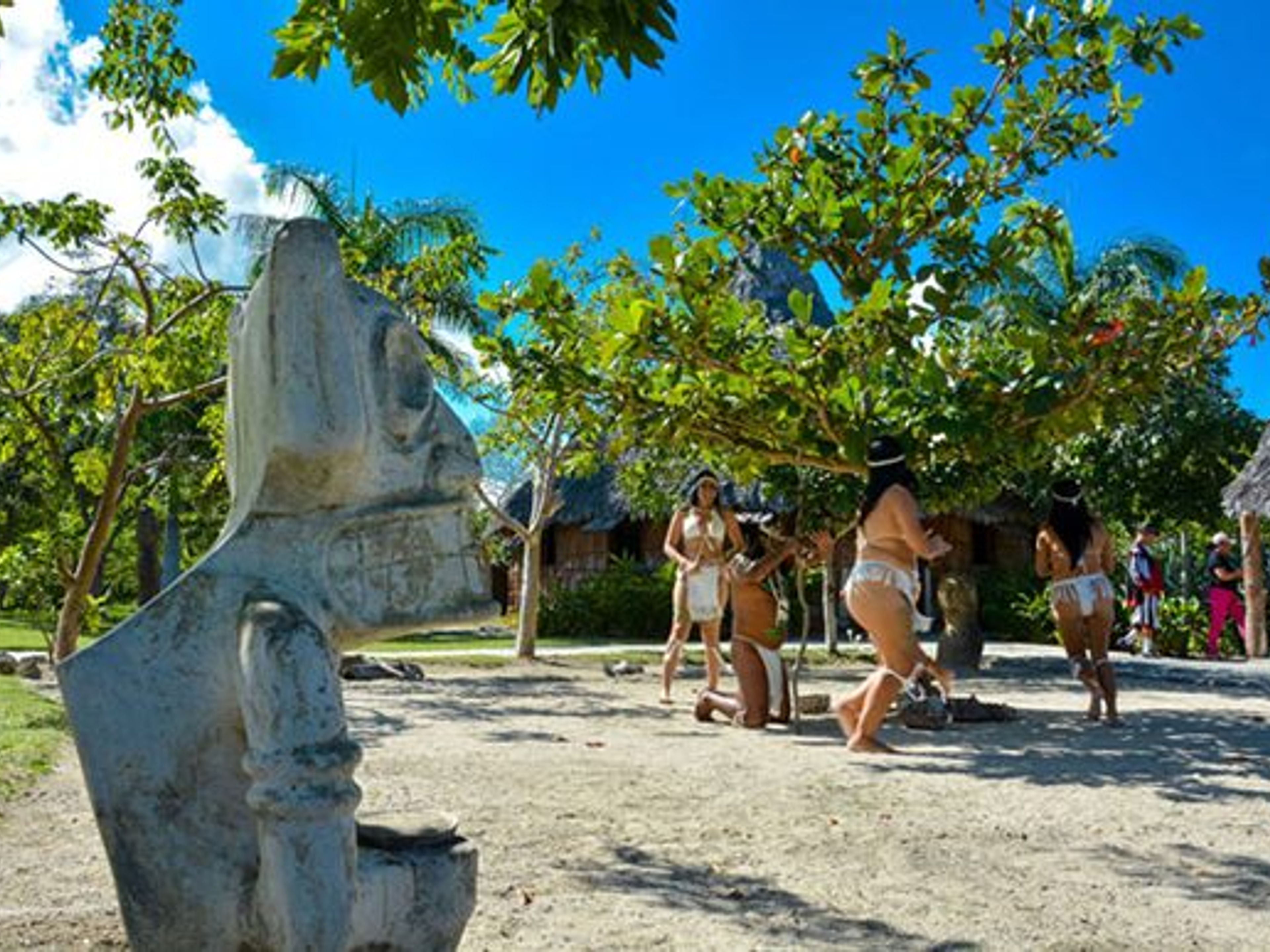 Excursão "UM DIA EM BARIAY"