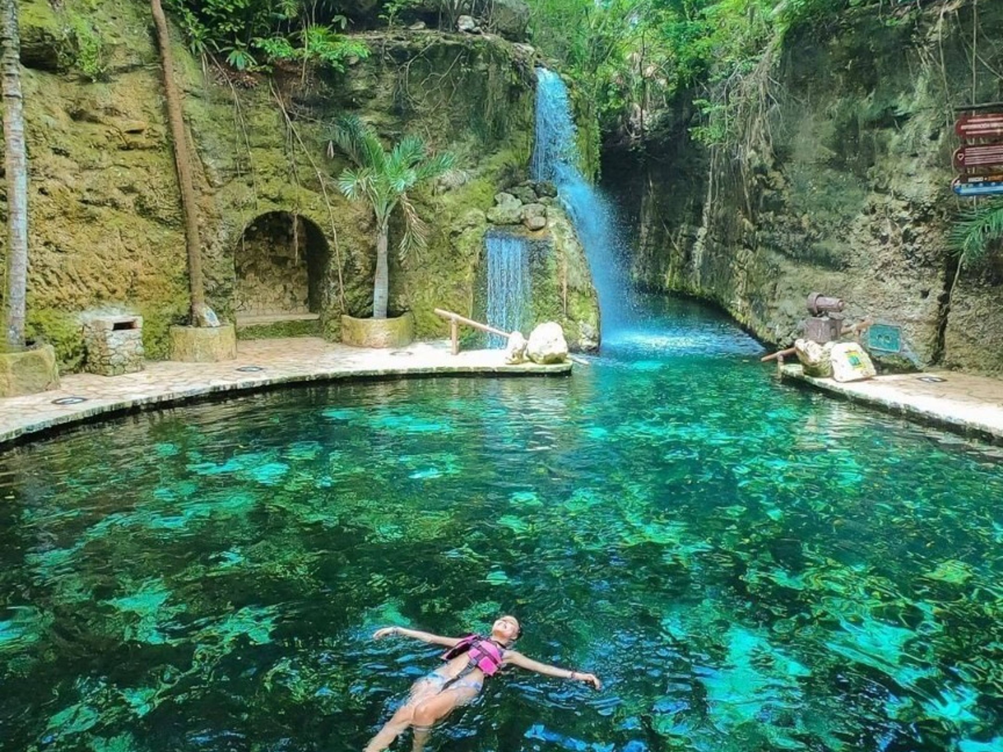 Excursión "Xenotes". "Xenotes" Tour, XCARET PARK, Playa del Carmén, Quintana Roo.
