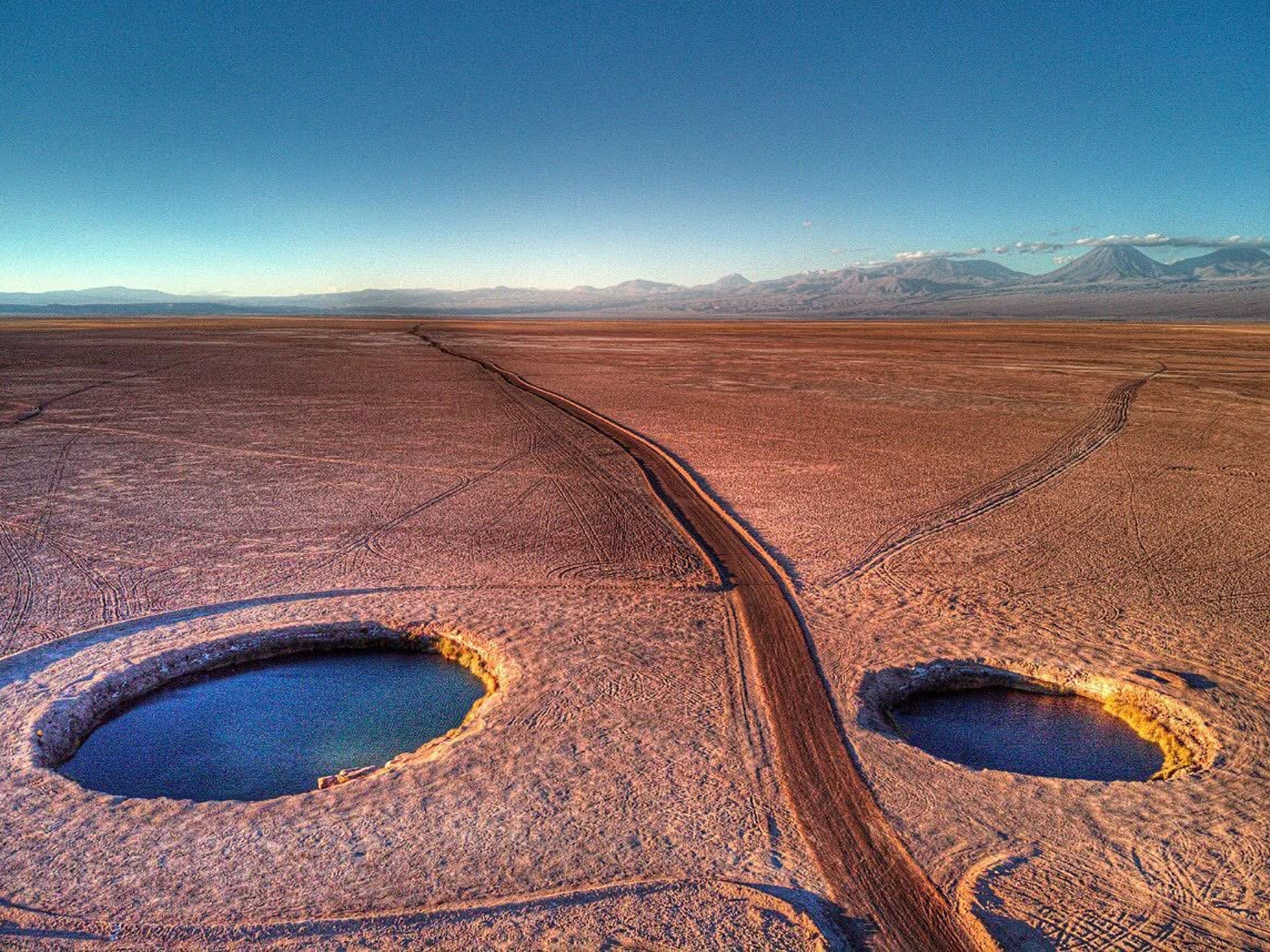 "HALBTAGESAUSFLUG CEJAR-LAGUNE, TEBENQUINCHE & OJOS DEL SALAR" Tour. CEJAR LAGOON, TEBENQUINCHE & OJOS DEL SALAR" Tour, San pedro de Atacama, Chile. 