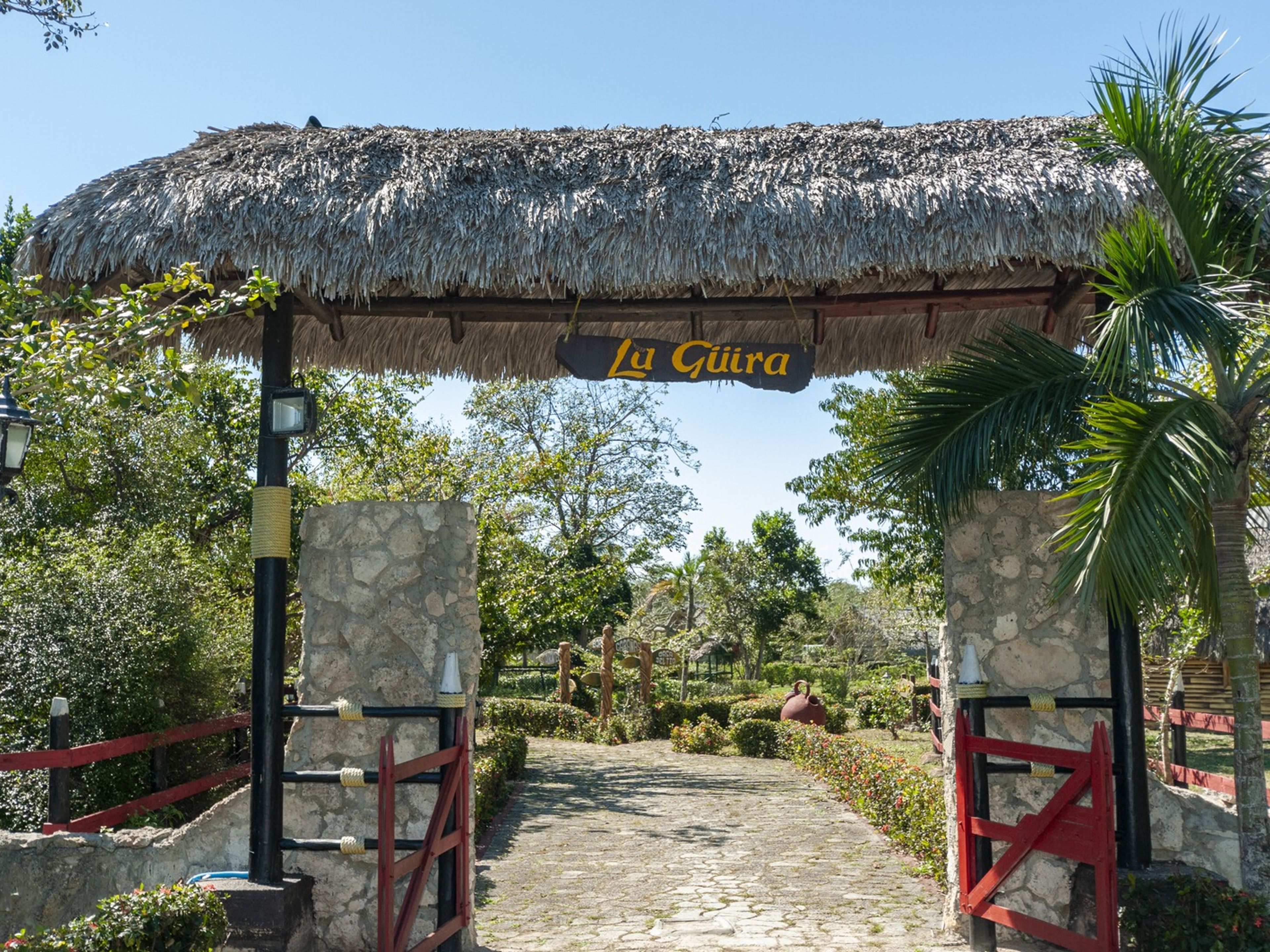 "MINI JEEP" Tour. "MINI JEEP" Tour, Jardines del Rey, Ciego de Ávila, Cuba.