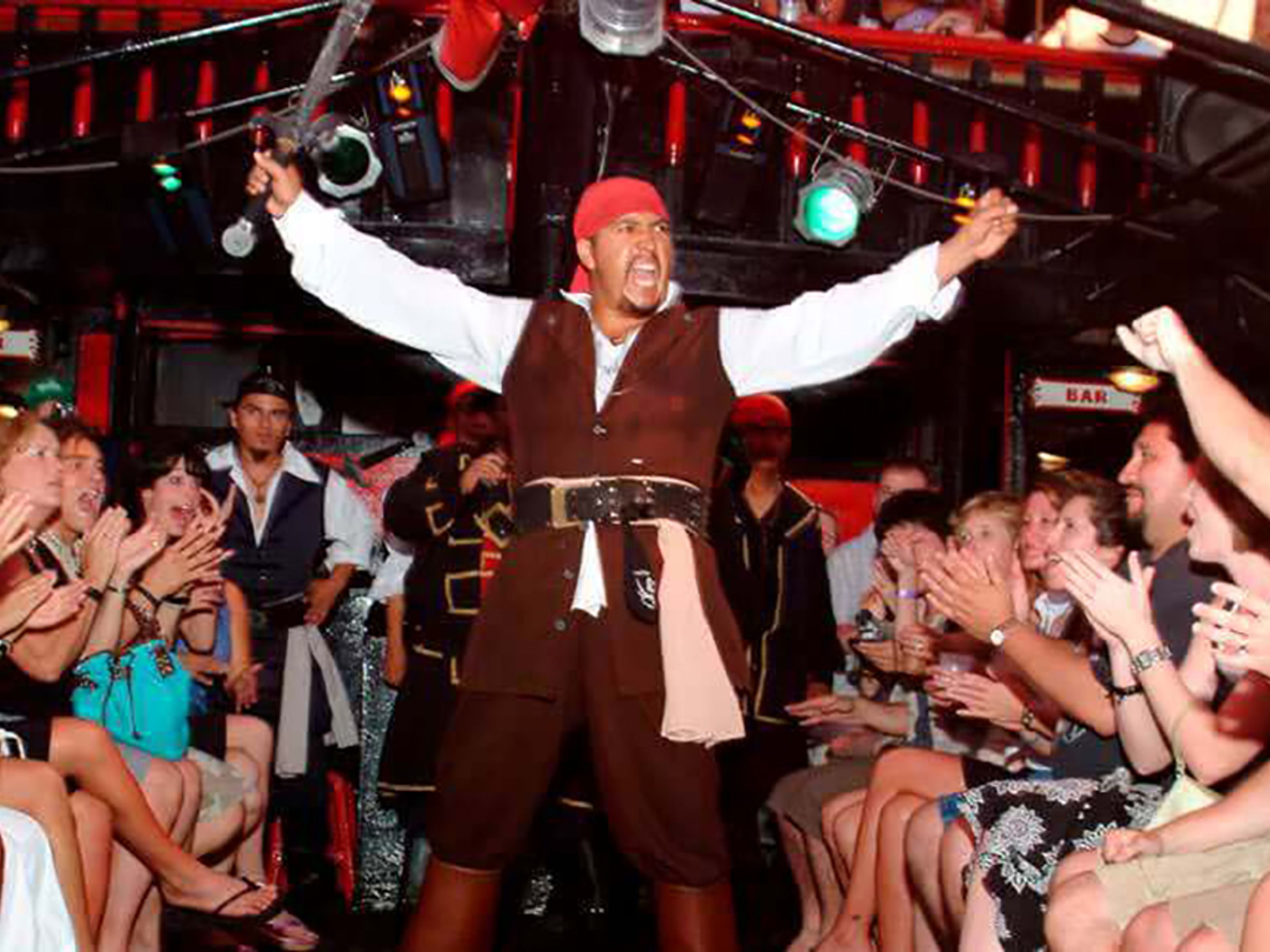 Excursão "Capitão Hook com jantar de bife". "Captain Hook tour with steak dinner" Tour